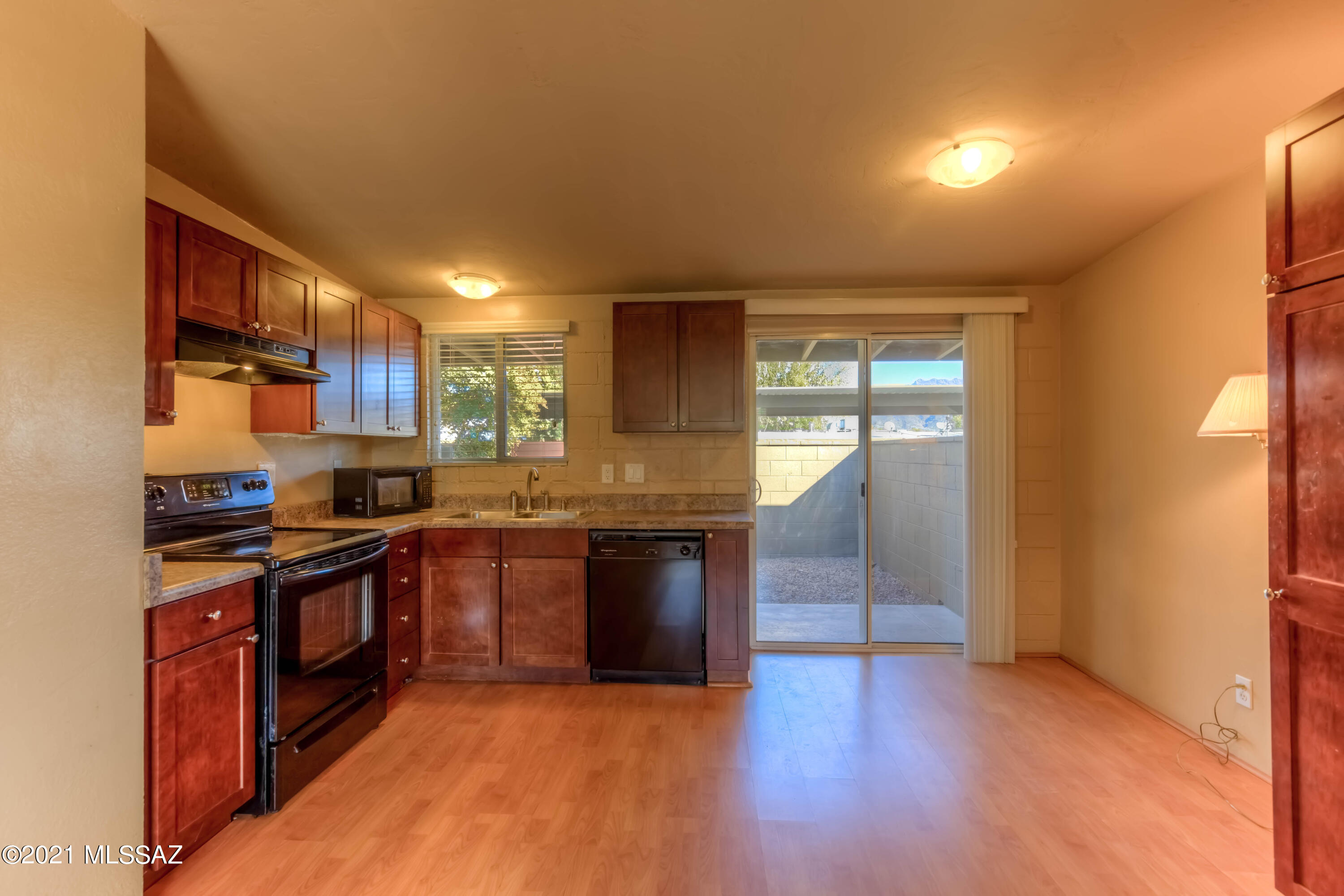 Columbus Park Condominiums (1-60) - Residential