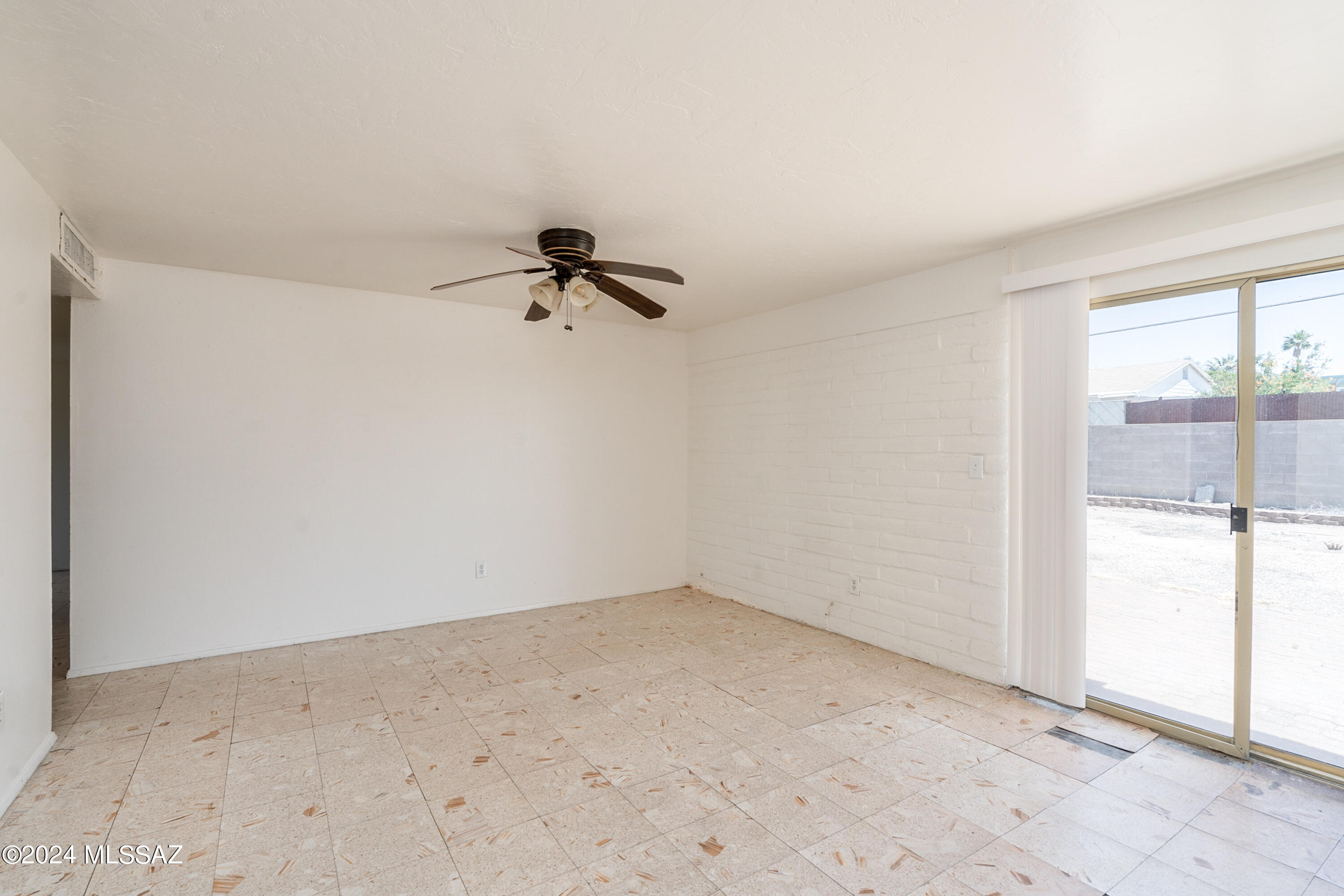 Carriage Hill NO. 5 (525-595) - Residential