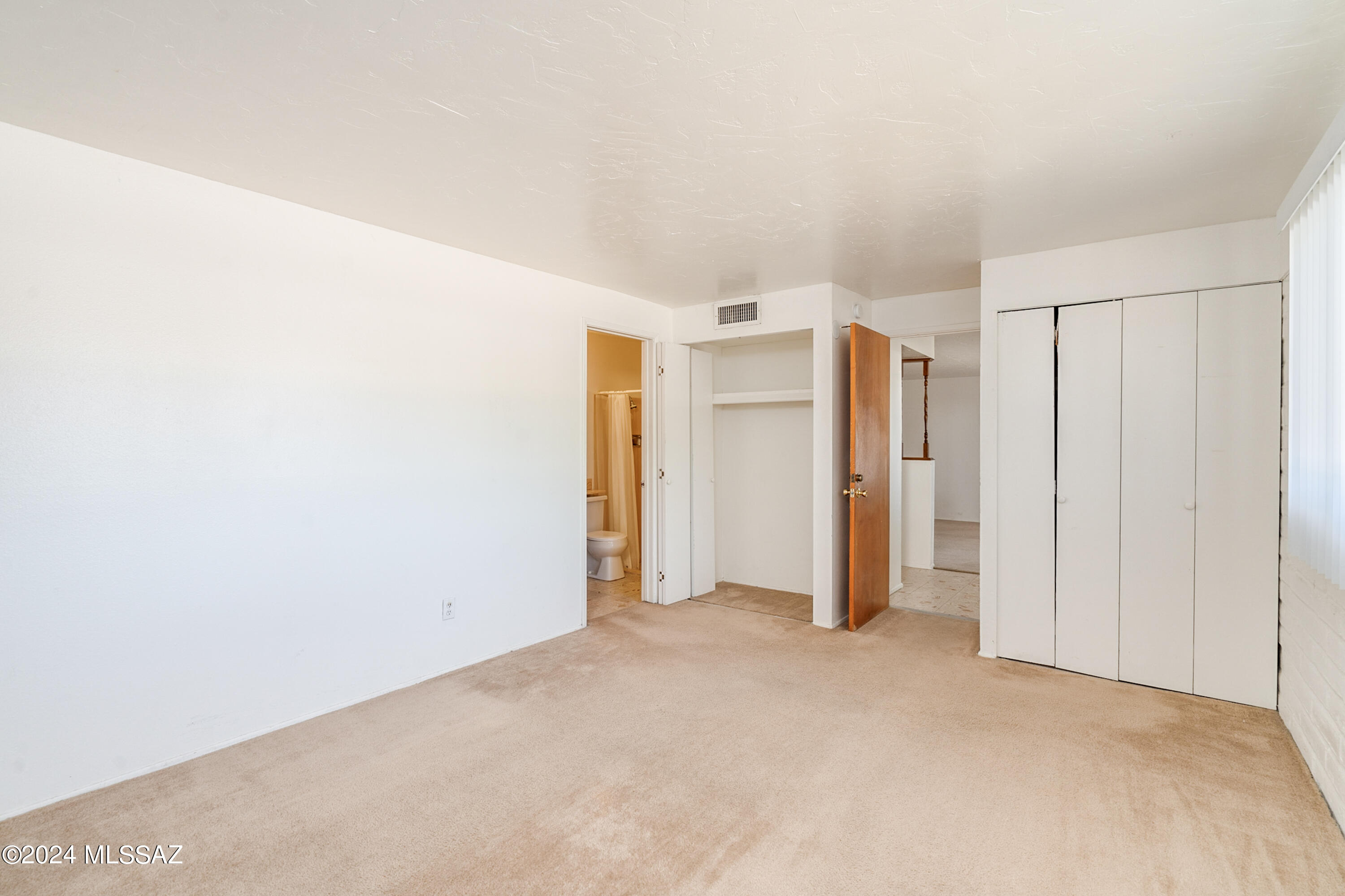 Carriage Hill NO. 5 (525-595) - Residential