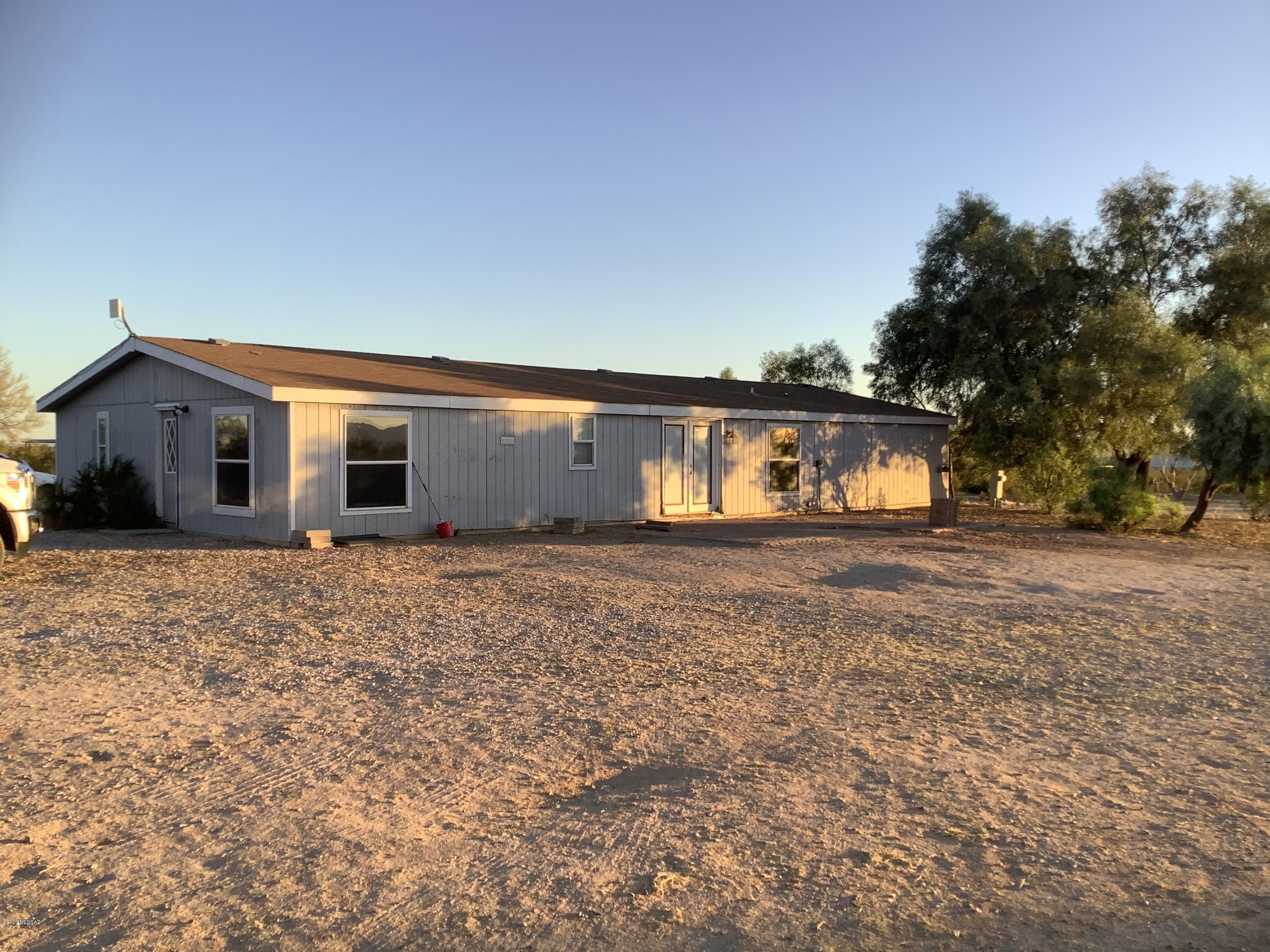 4 Acres with 2001 Cavco home, home has 4 bedrooms, 3 baths. Home is ''SOLD AS IS'' no repairs will be made. Cash only sale.
