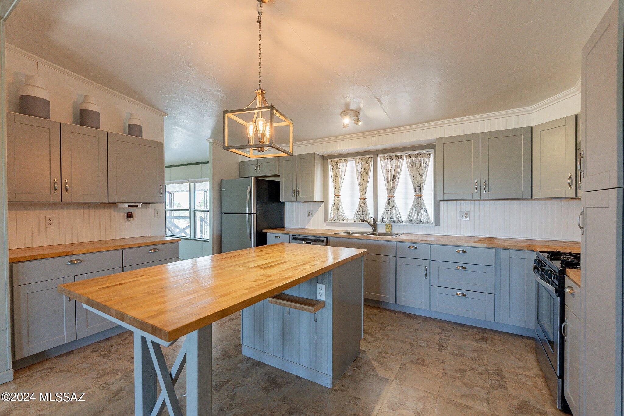 Ranchita Avra Resub - Residential