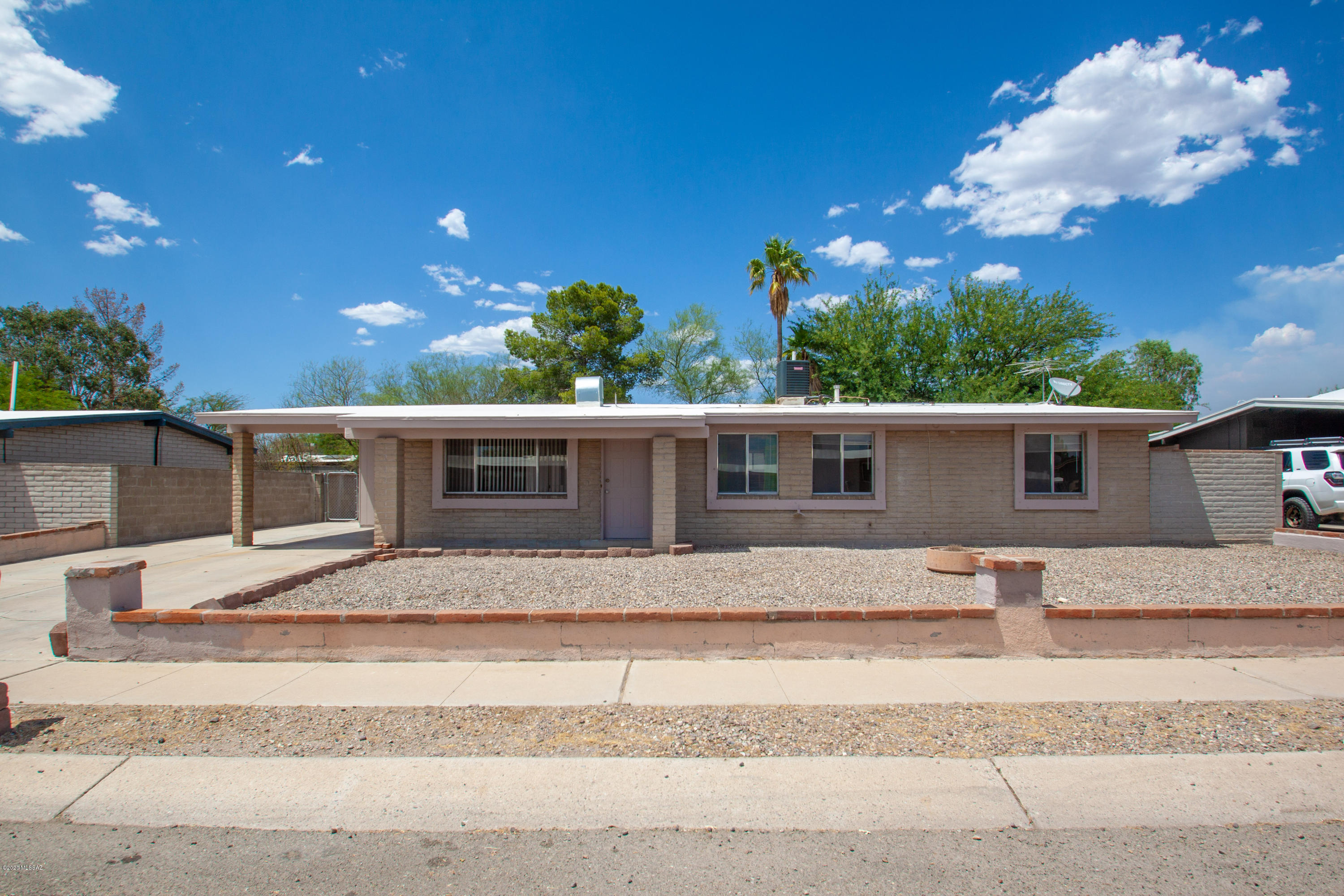 Casas Adobes Park (541-643) - Residential