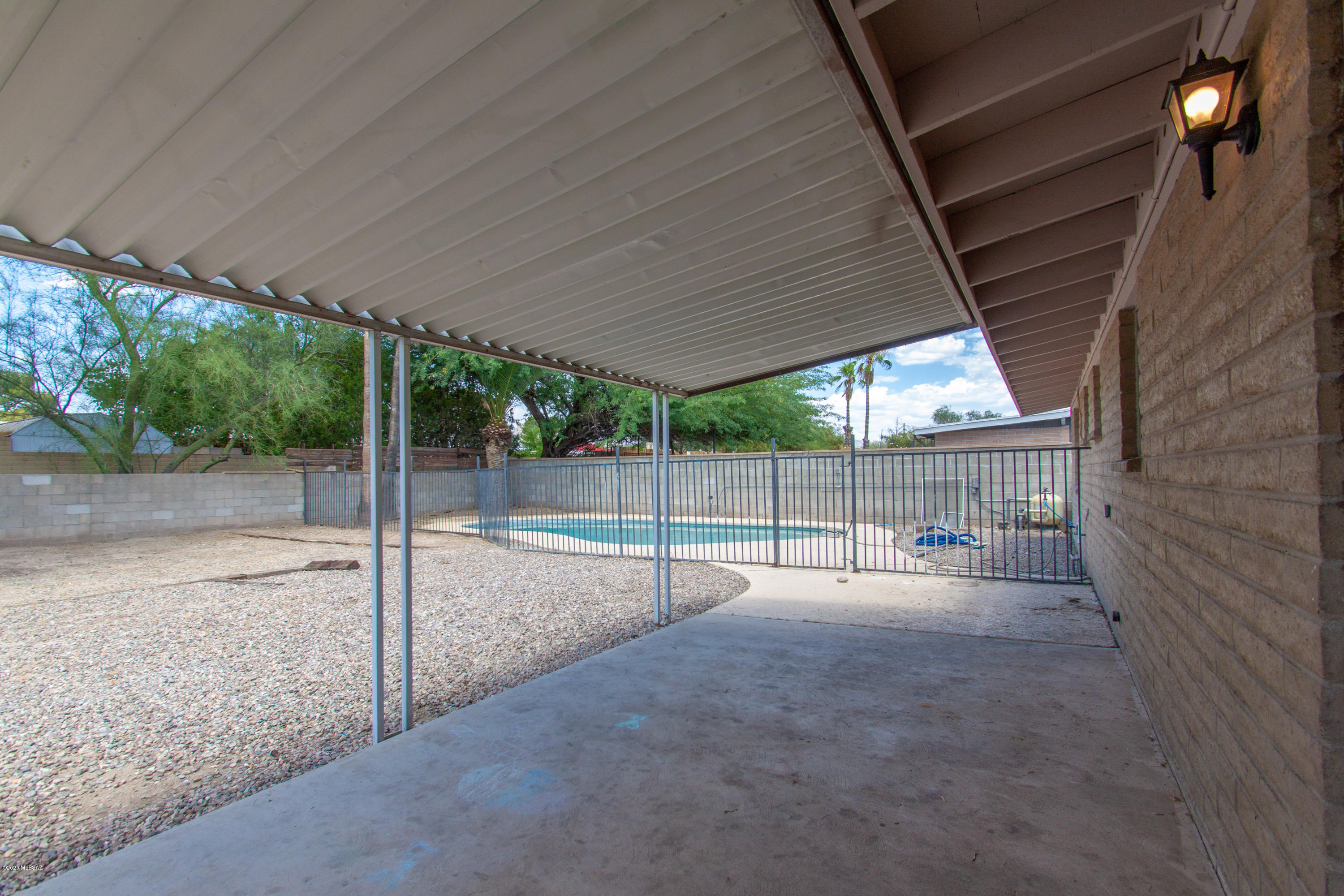 Casas Adobes Park (541-643) - Residential
