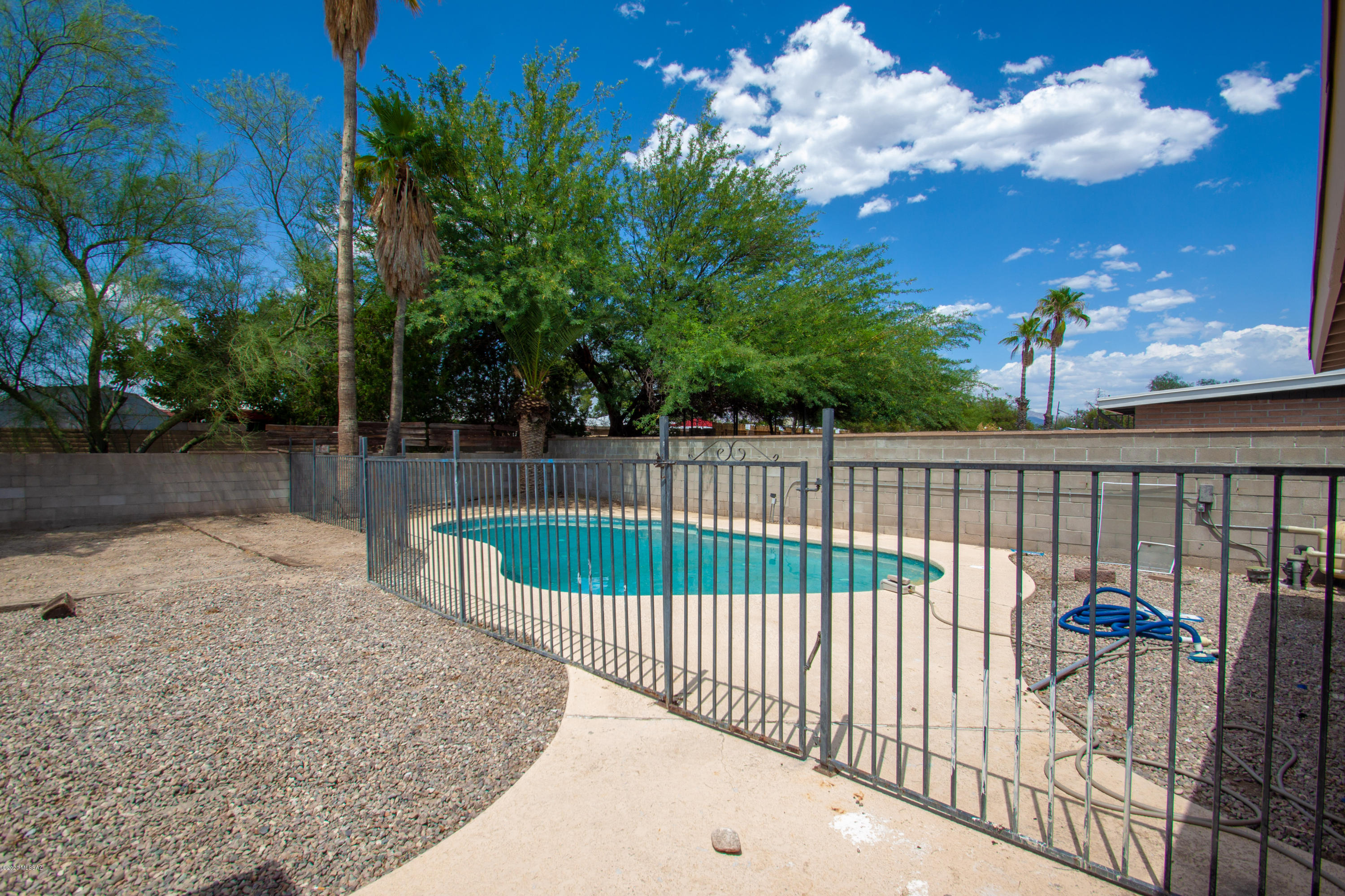 Casas Adobes Park (541-643) - Residential