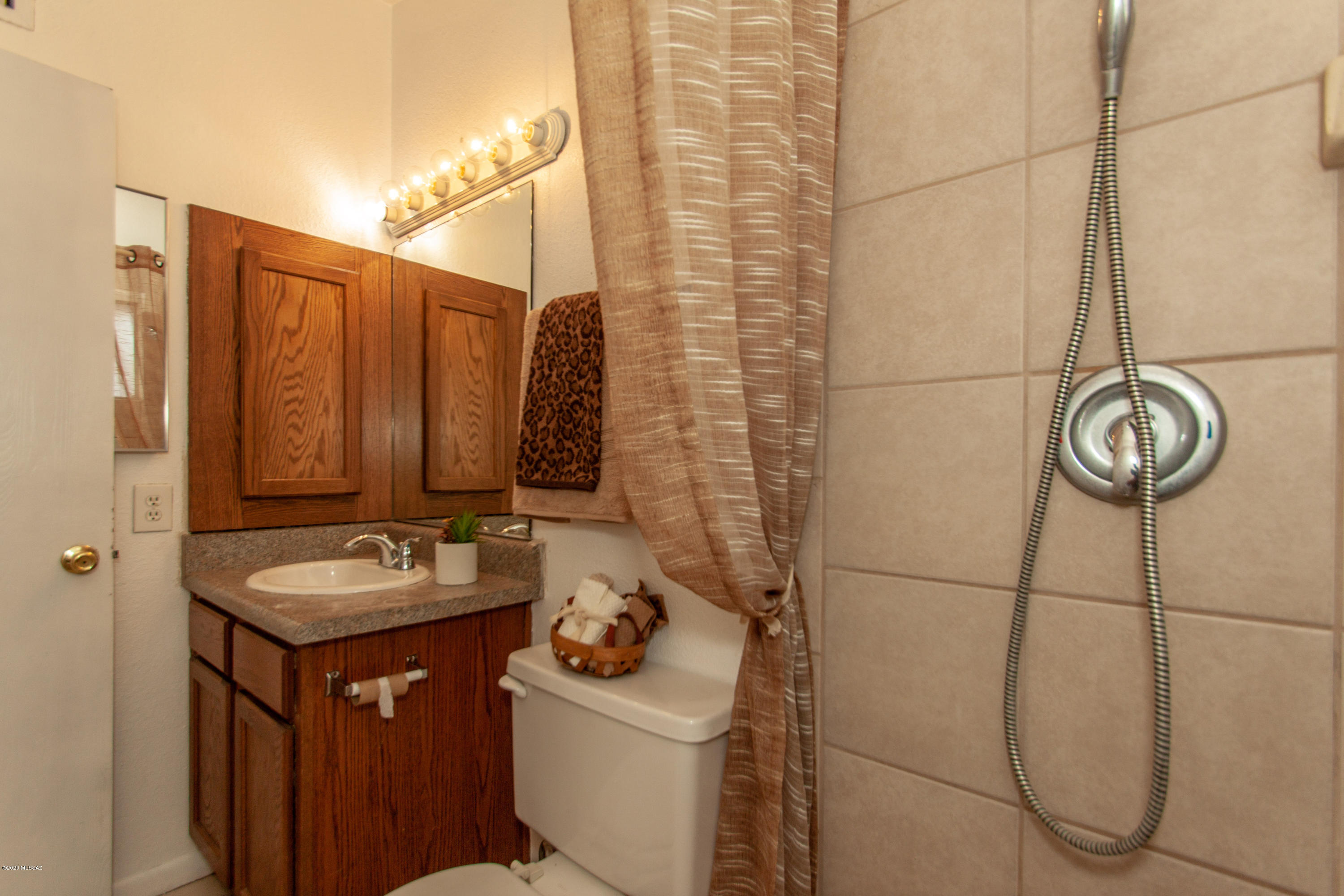 Casas Adobes Park (541-643) - Residential