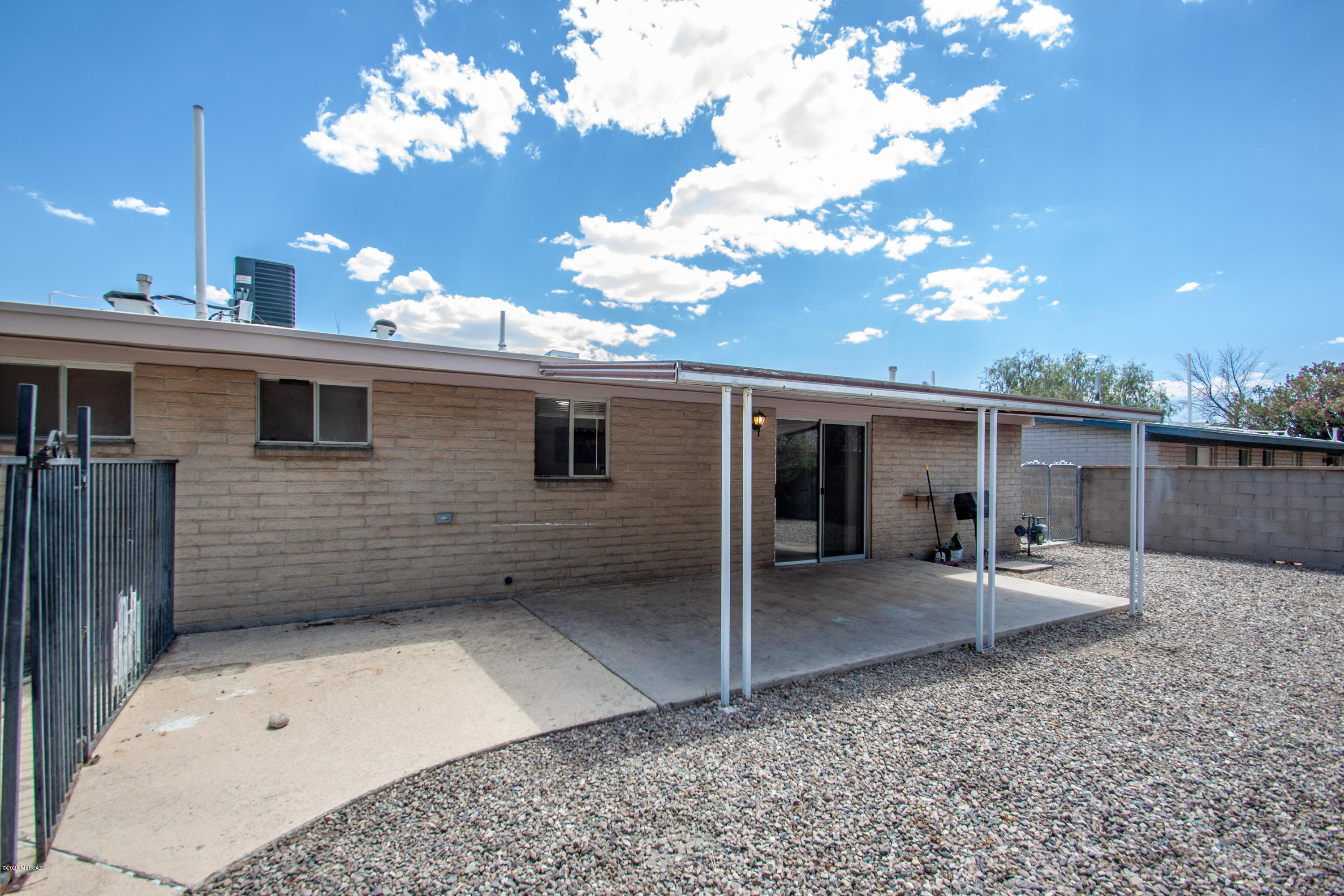Casas Adobes Park (541-643) - Residential