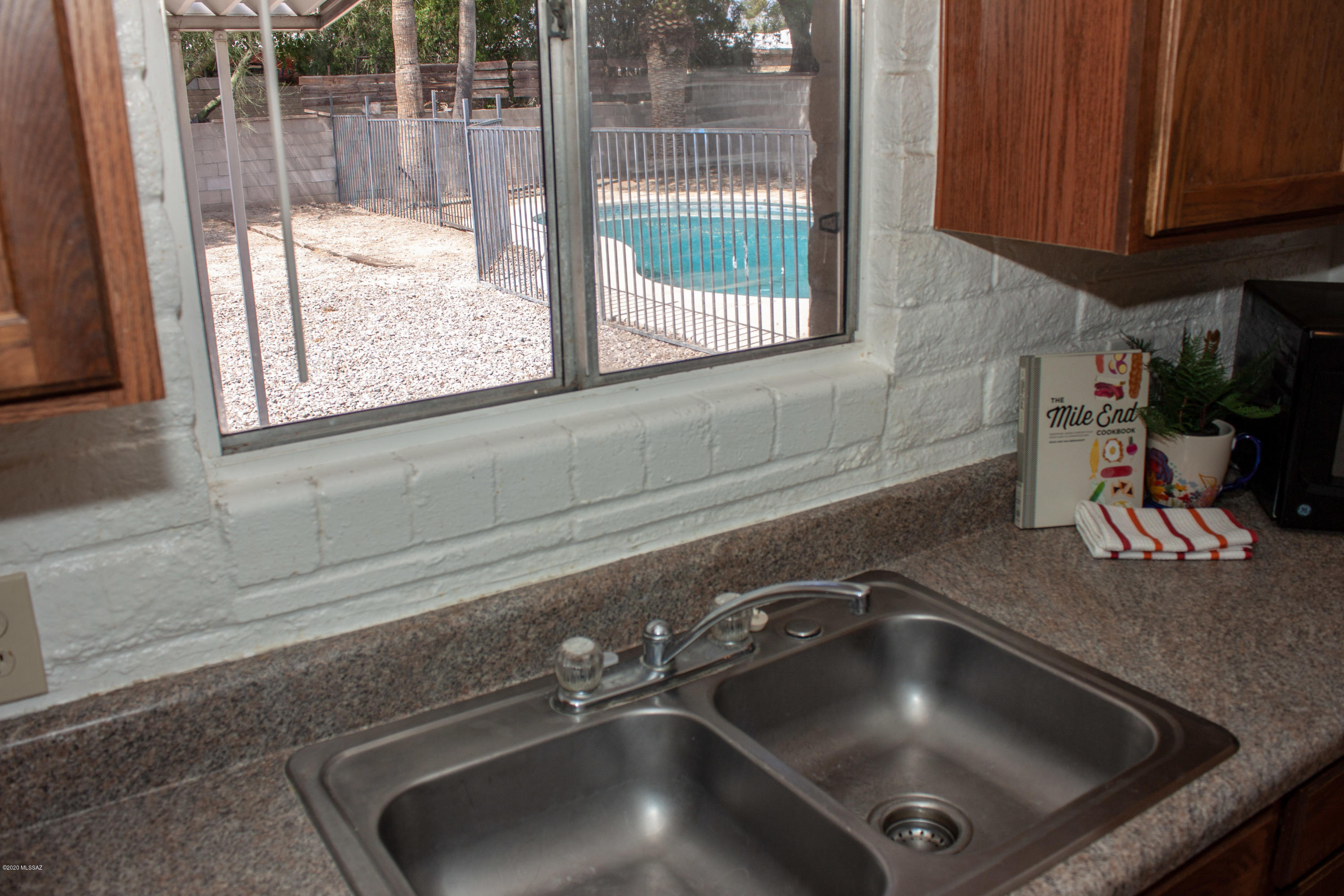 Casas Adobes Park (541-643) - Residential