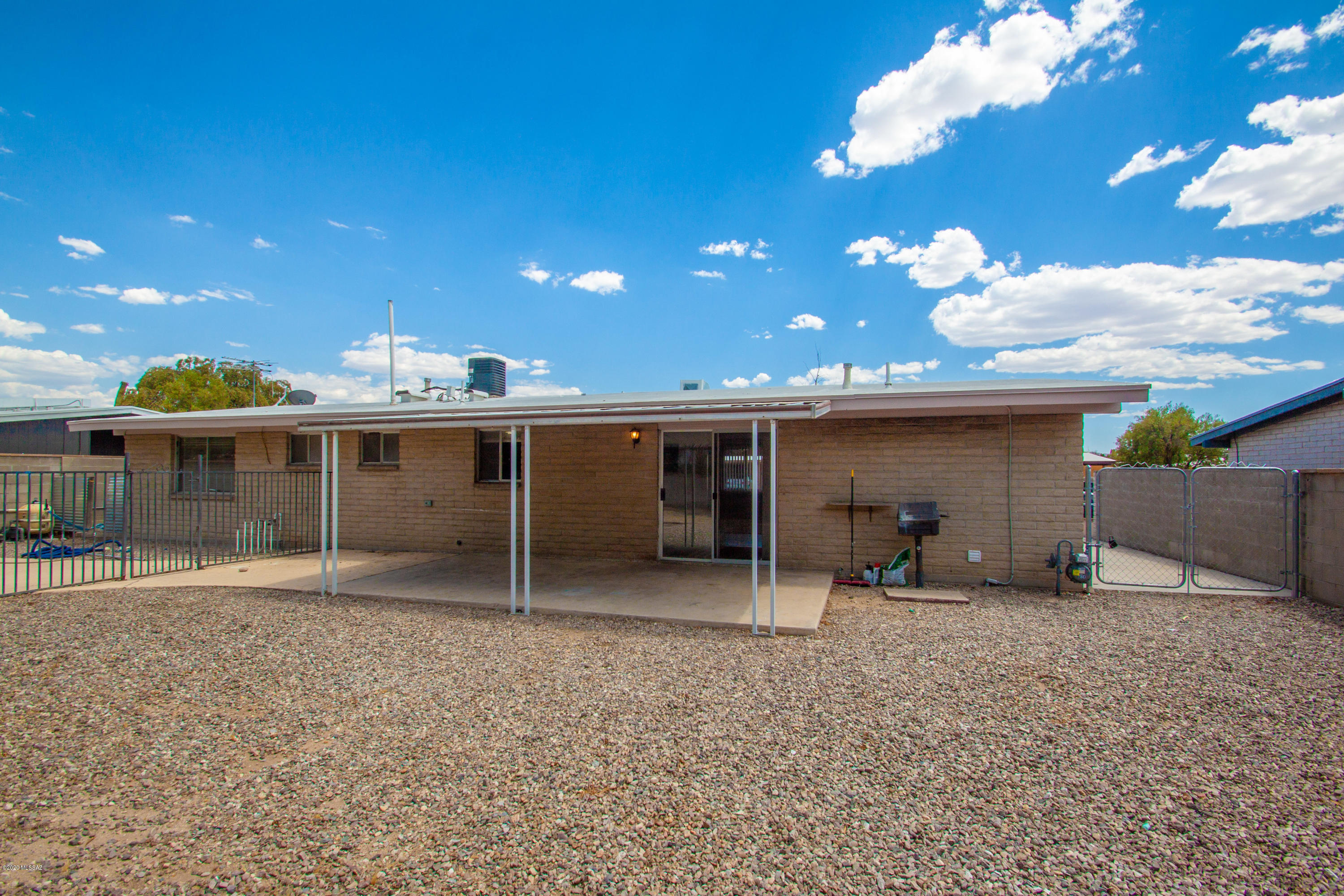Casas Adobes Park (541-643) - Residential