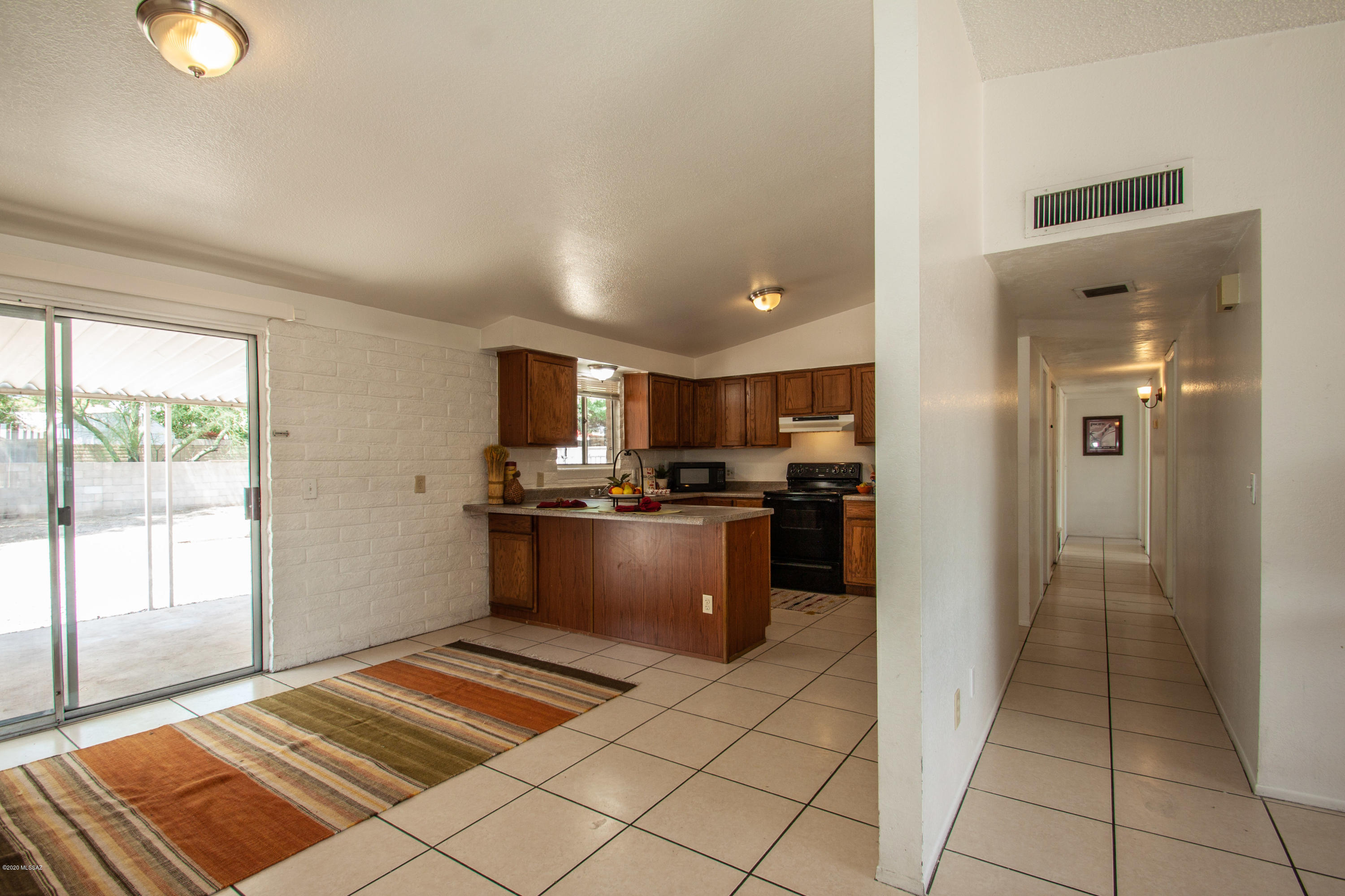 Casas Adobes Park (541-643) - Residential