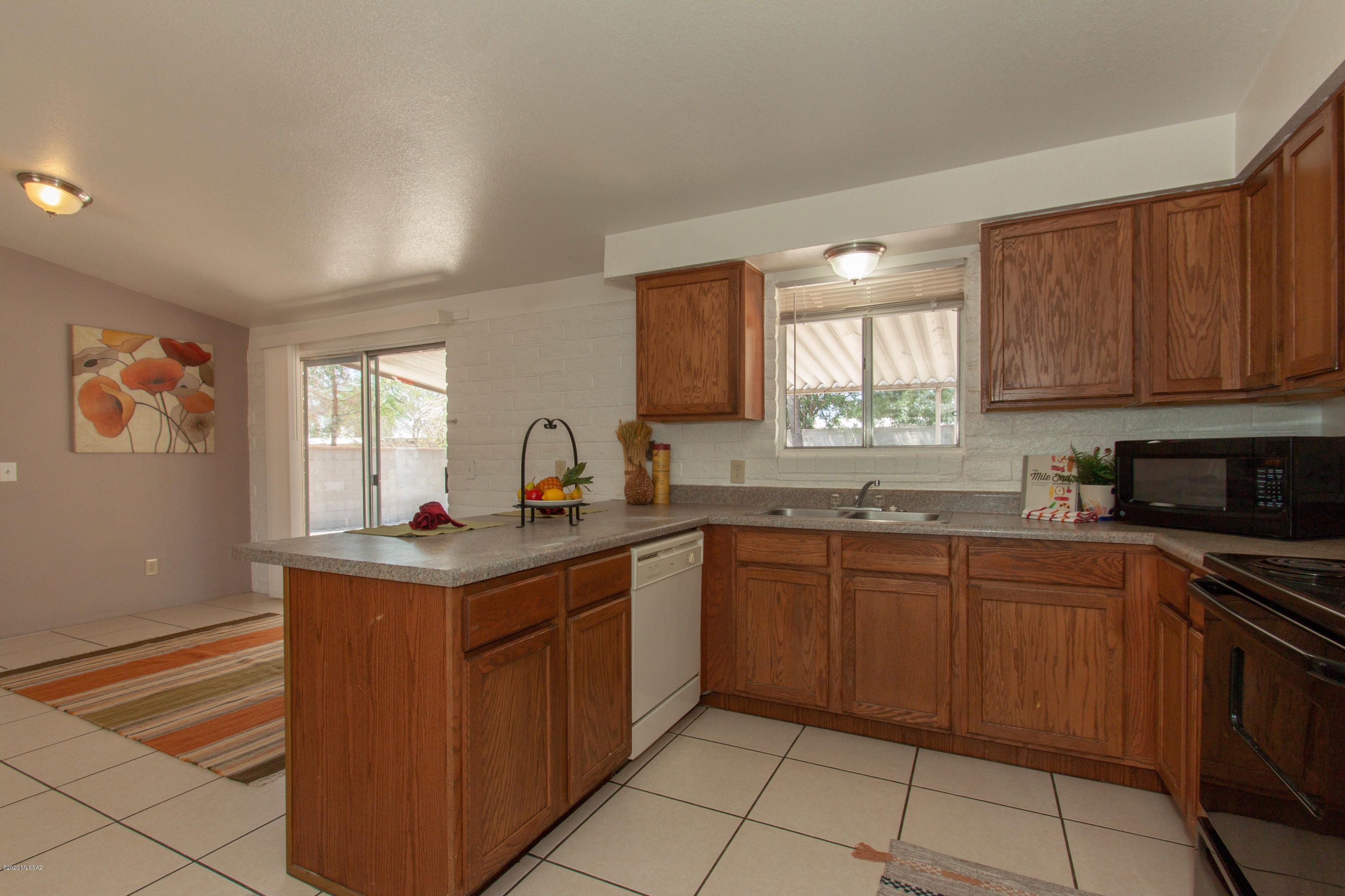Casas Adobes Park (541-643) - Residential