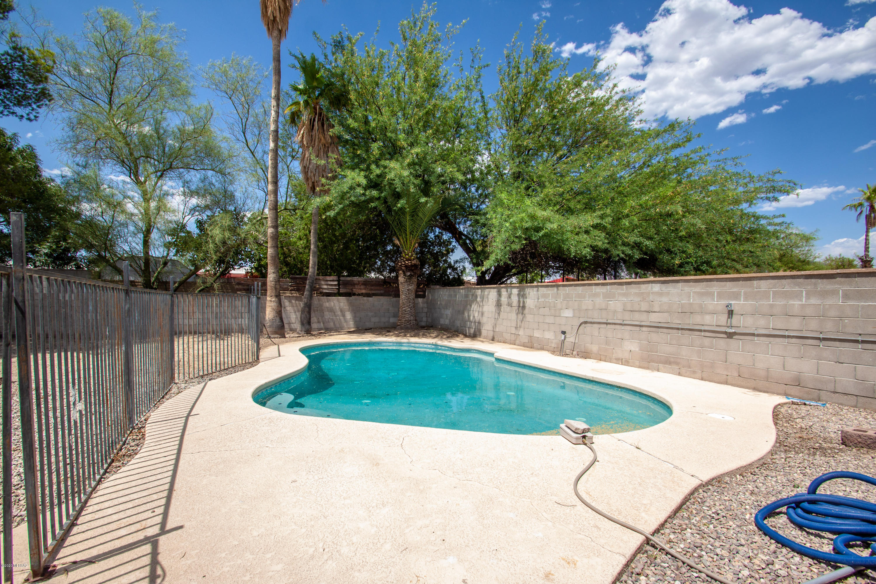 Casas Adobes Park (541-643) - Residential
