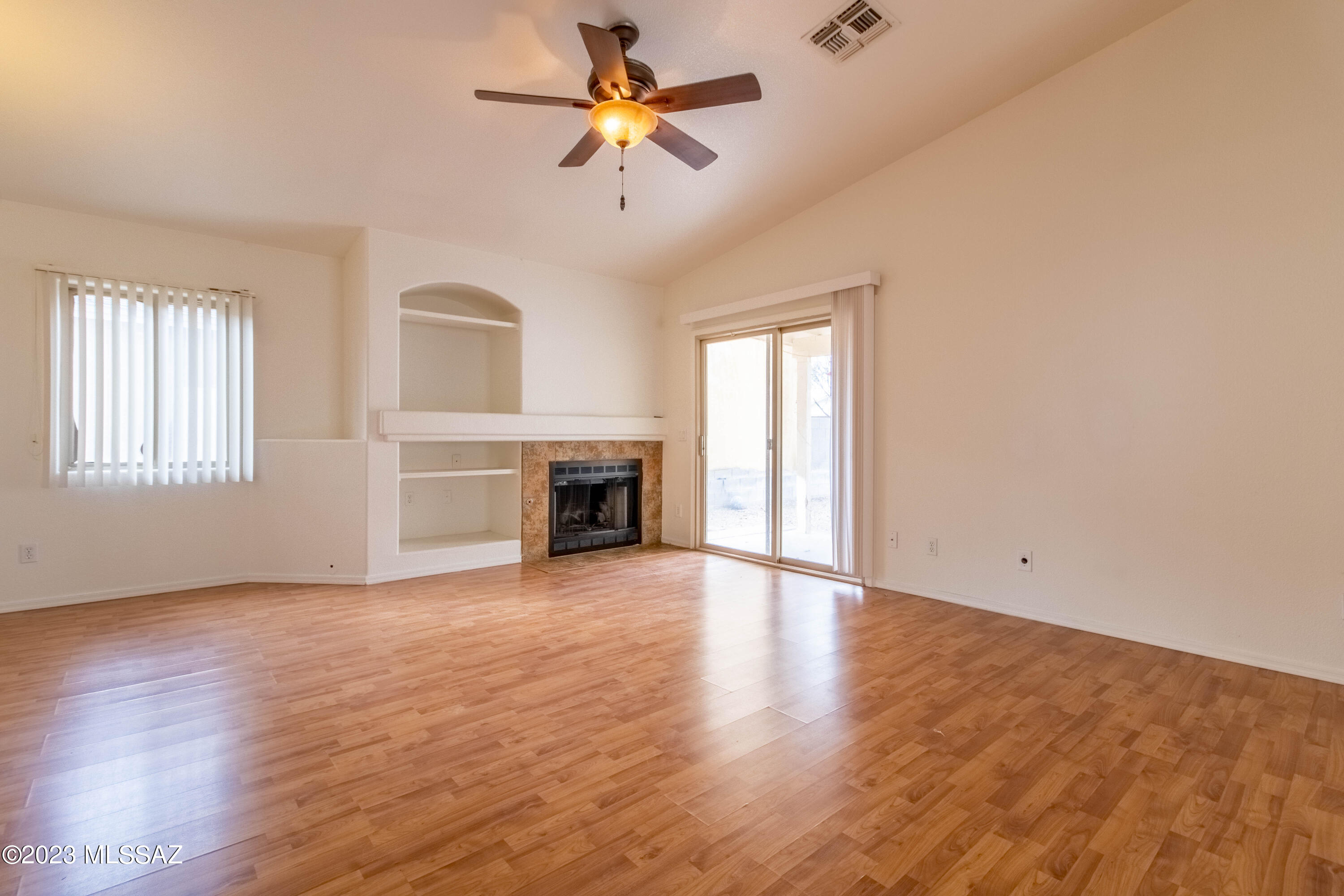 Desert Crossings at Rita Ranch (1-255) - Residential Lease