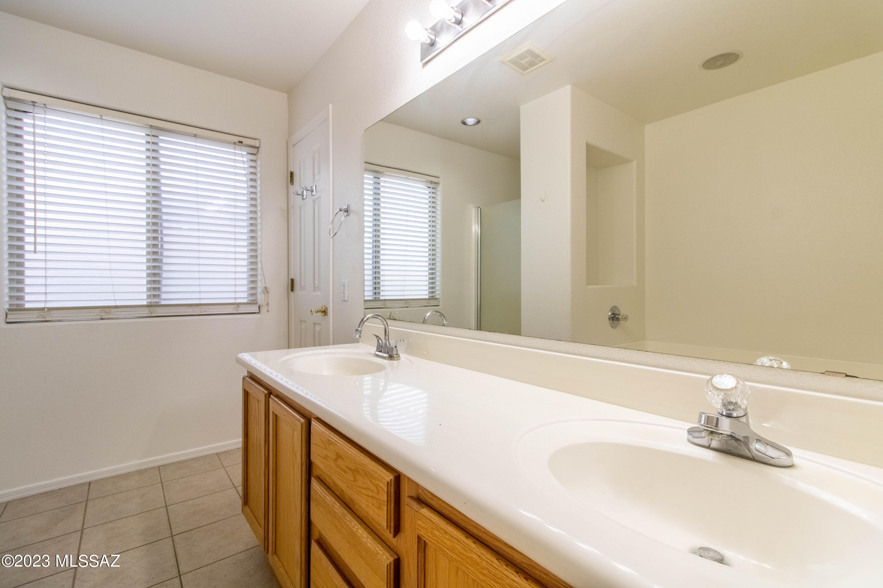 Desert Crossings at Rita Ranch (1-255) - Residential Lease