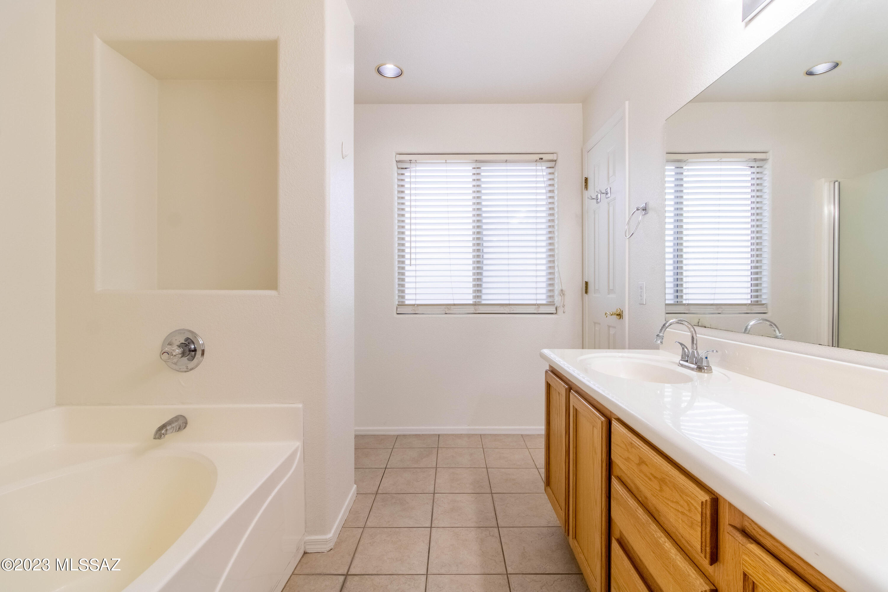 Desert Crossings at Rita Ranch (1-255) - Residential Lease