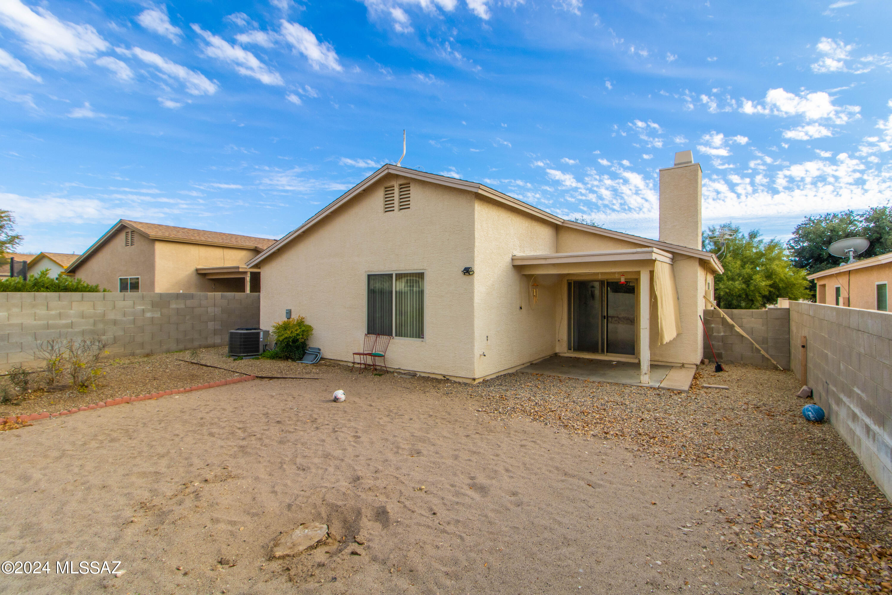 Desert Crossings at Rita Ranch (1-255) - Residential Lease