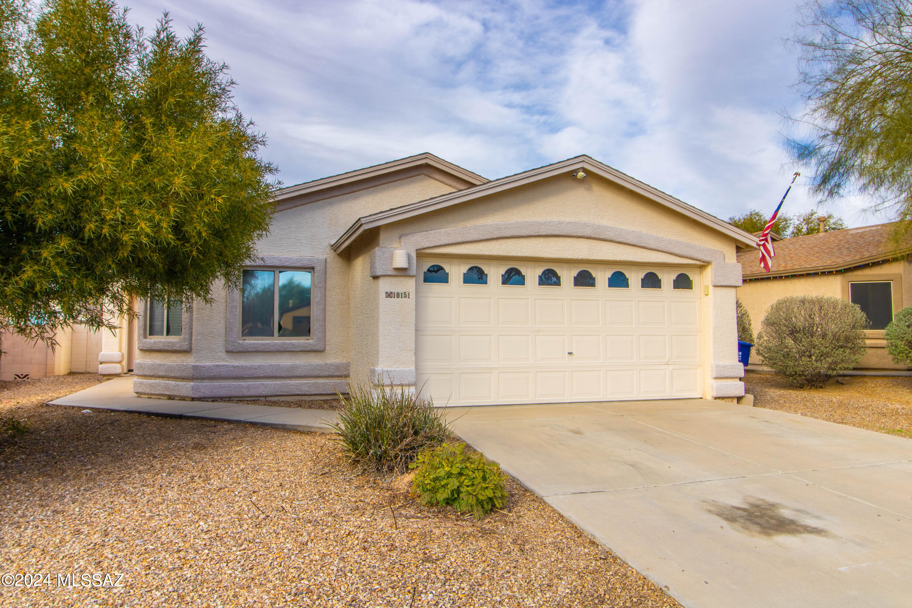 Desert Crossings at Rita Ranch (1-255) - Residential Lease