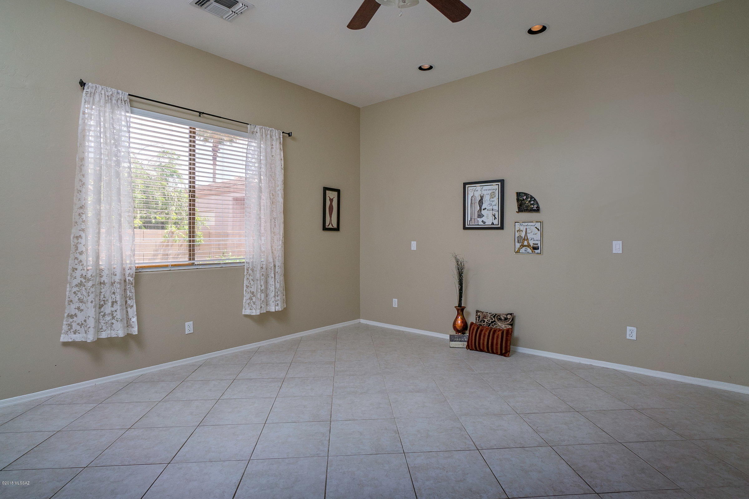 Rancho Esperero (1-343) - Residential