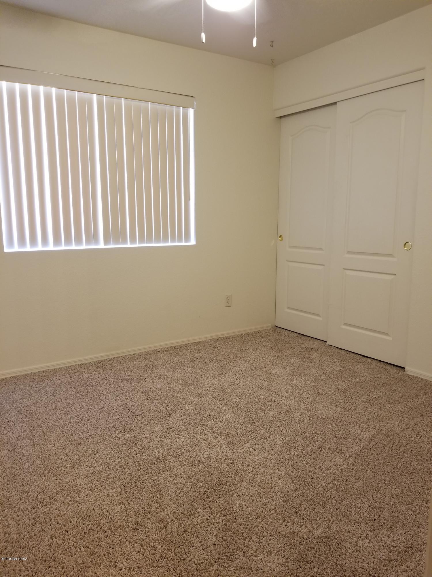 Mona Lisa II (1-75) - Residential Lease