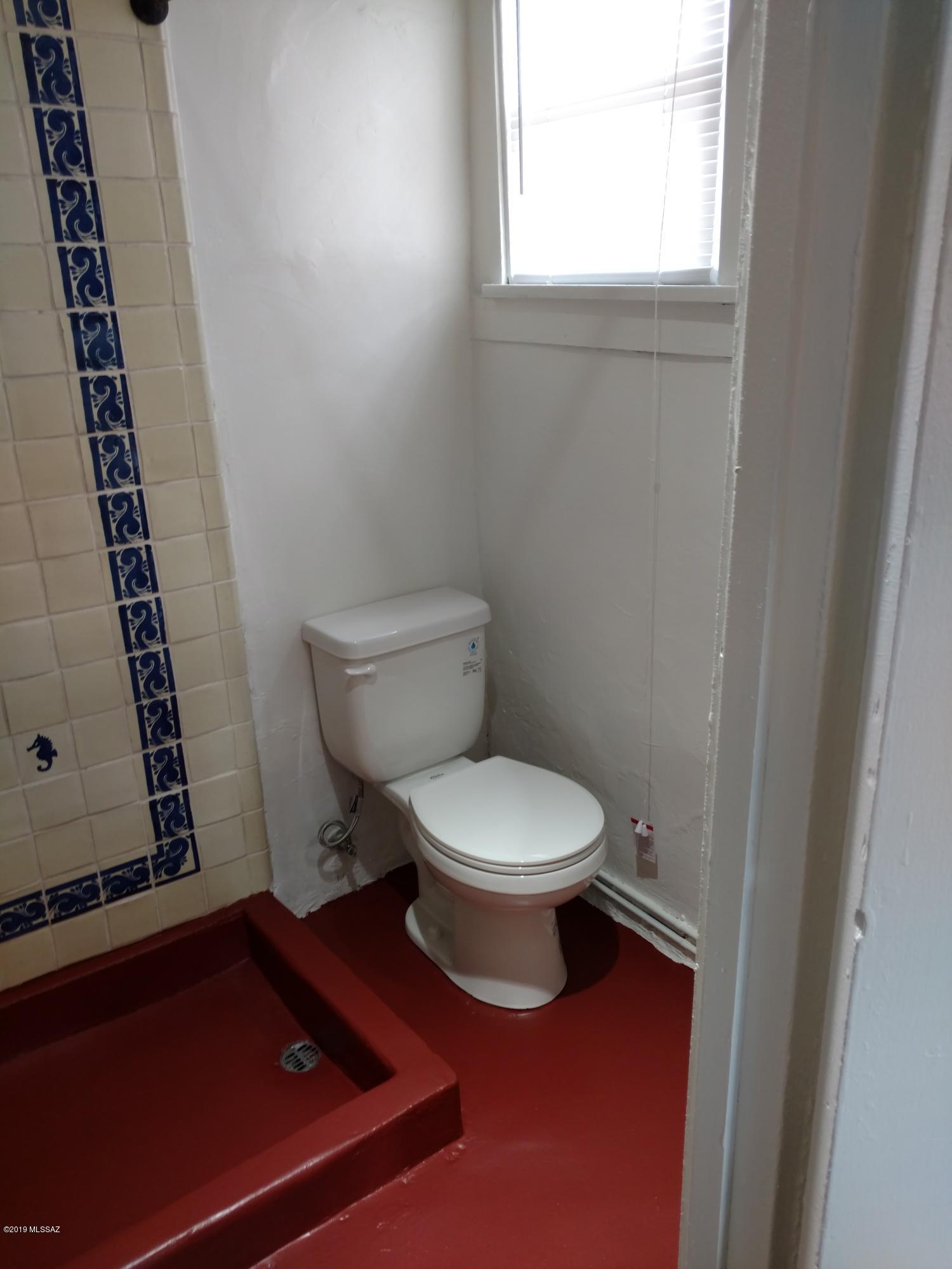 University Home Addition - Residential Lease