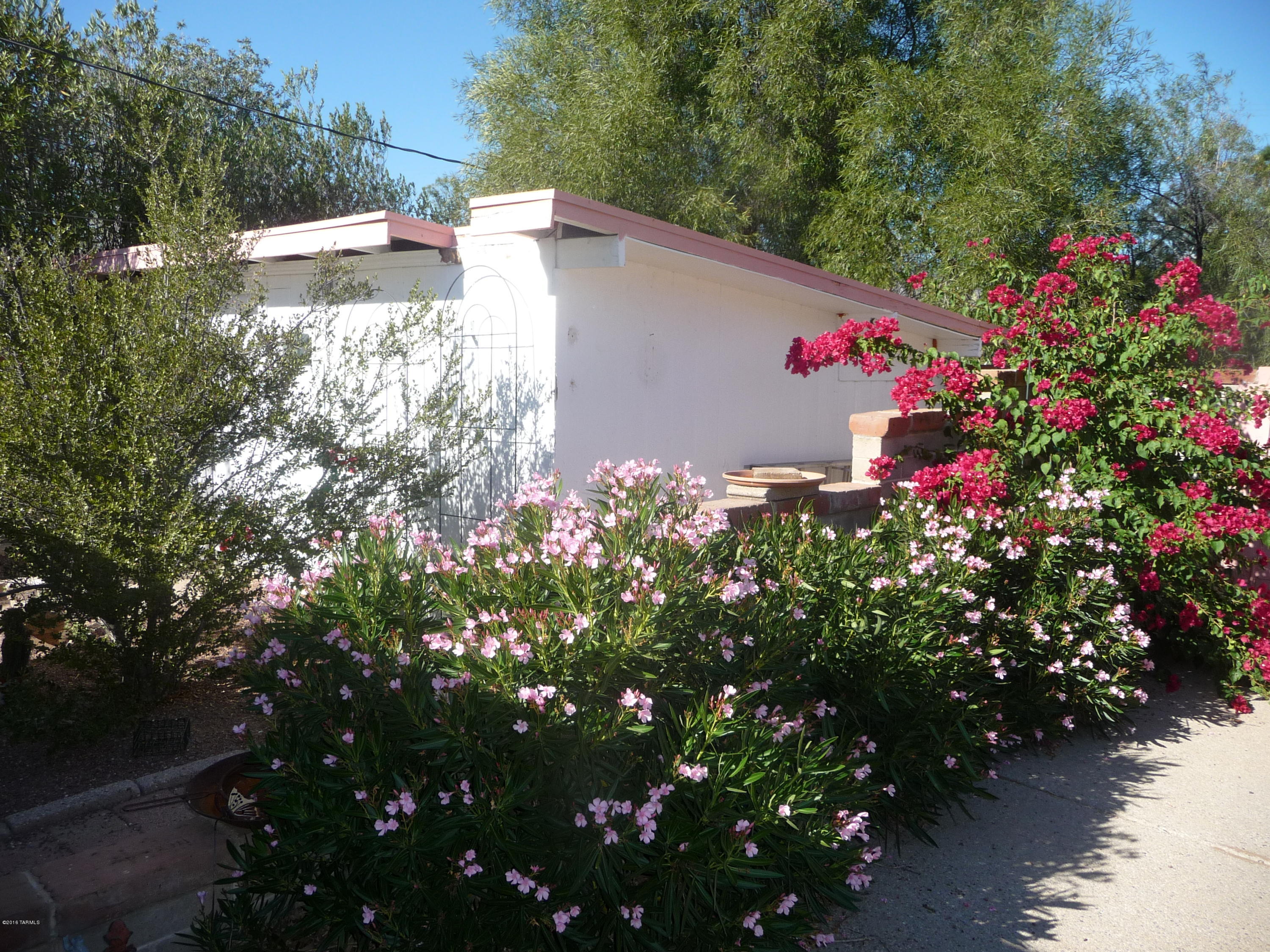 Harold Bell Wright Estates - Residential