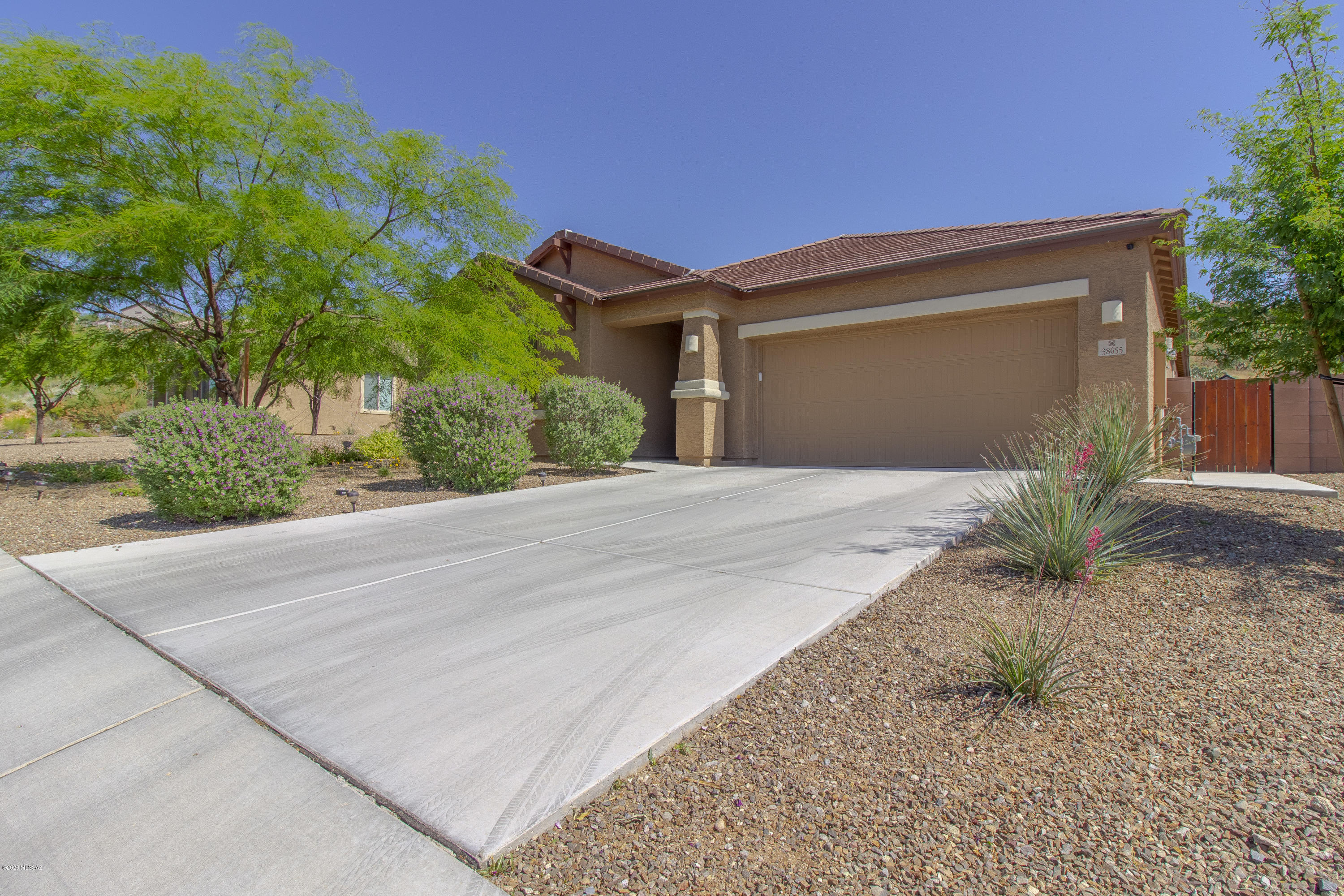 Eagle Crest Ranch - Residential Lease