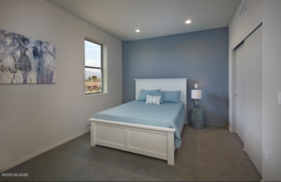 Camino Modern SQ20180120608 - Residential
