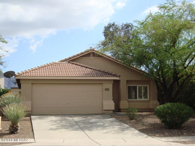 Nicely updated 3BD 2BA home w/private yard, pretty Mtn views & turn key condition. This home boast a brand new AC unit (spring 2018). Updated kitchen w/ new appliances, double sink, countertops & backslash. Stylish plantation shutters on every window. Brand new carpet & padding throughout. Large master bath w/garden tub & a large walk in closet. Freshly painted interior. Opoxy sealed 2 car garage w/new 'Lift Master' garage door opener. Beautiful Mtn vews of Pusch Ridge & backside of Mt Lemmon. The Pool size backyard is a blank canvas. This sleepy Rancho Vistoso Neighborhood is tucked away from the hustle & bustle of Oracle Rd. and a great investment priced below market value.