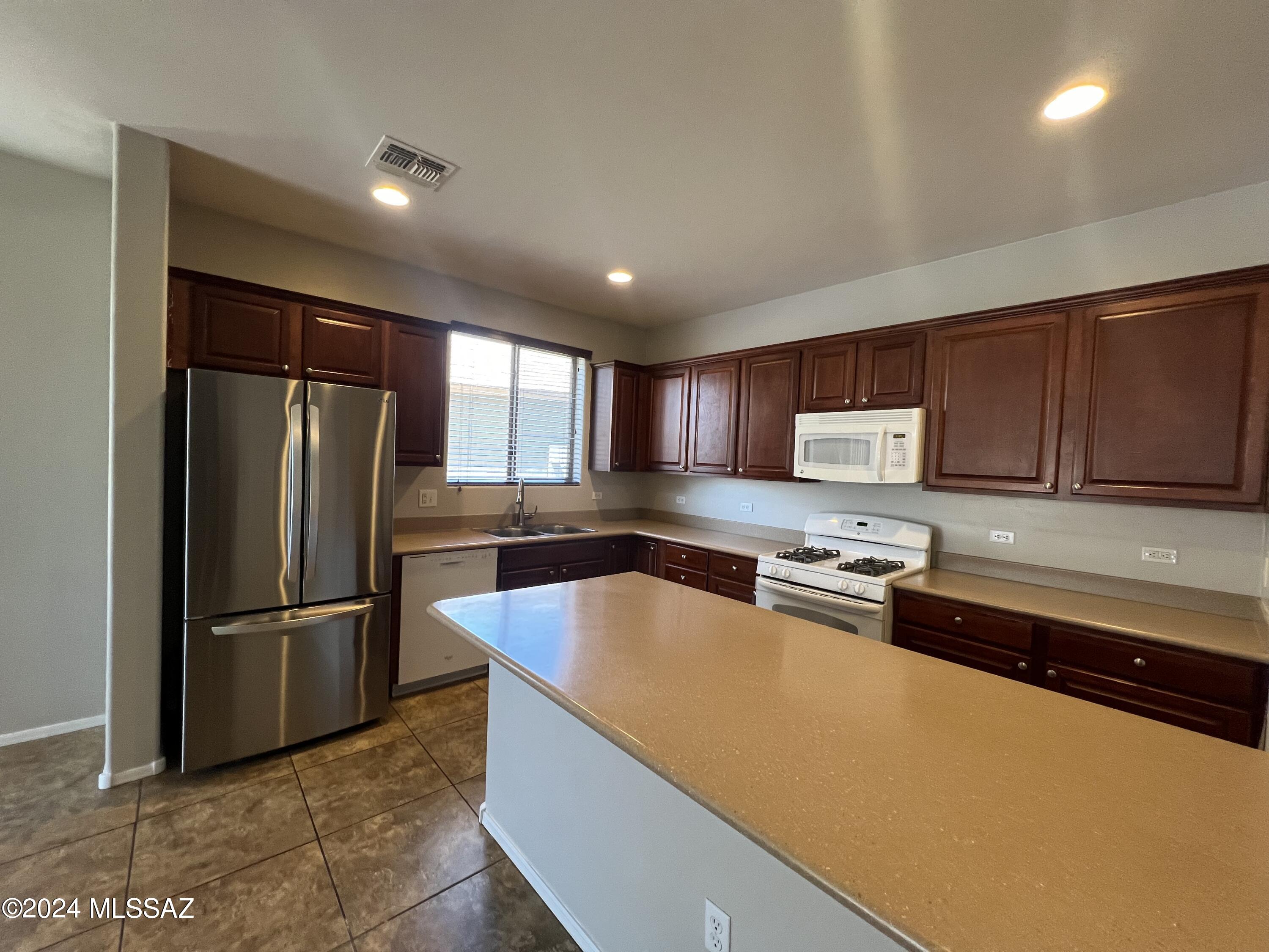 Gladden Farms BLK 1 - Residential Lease