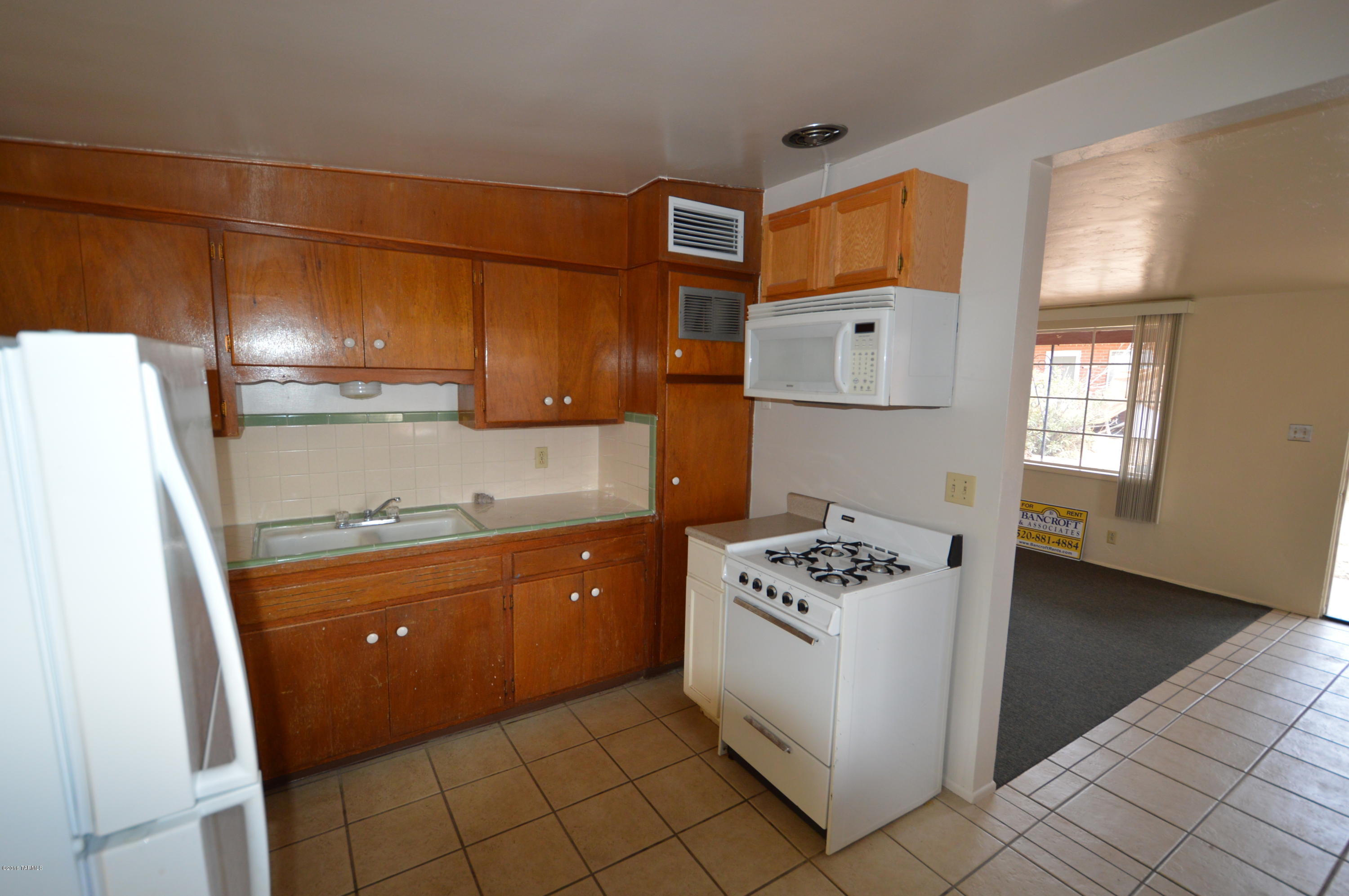 Hedrick Acreage Tract NO 3 - Residential Lease