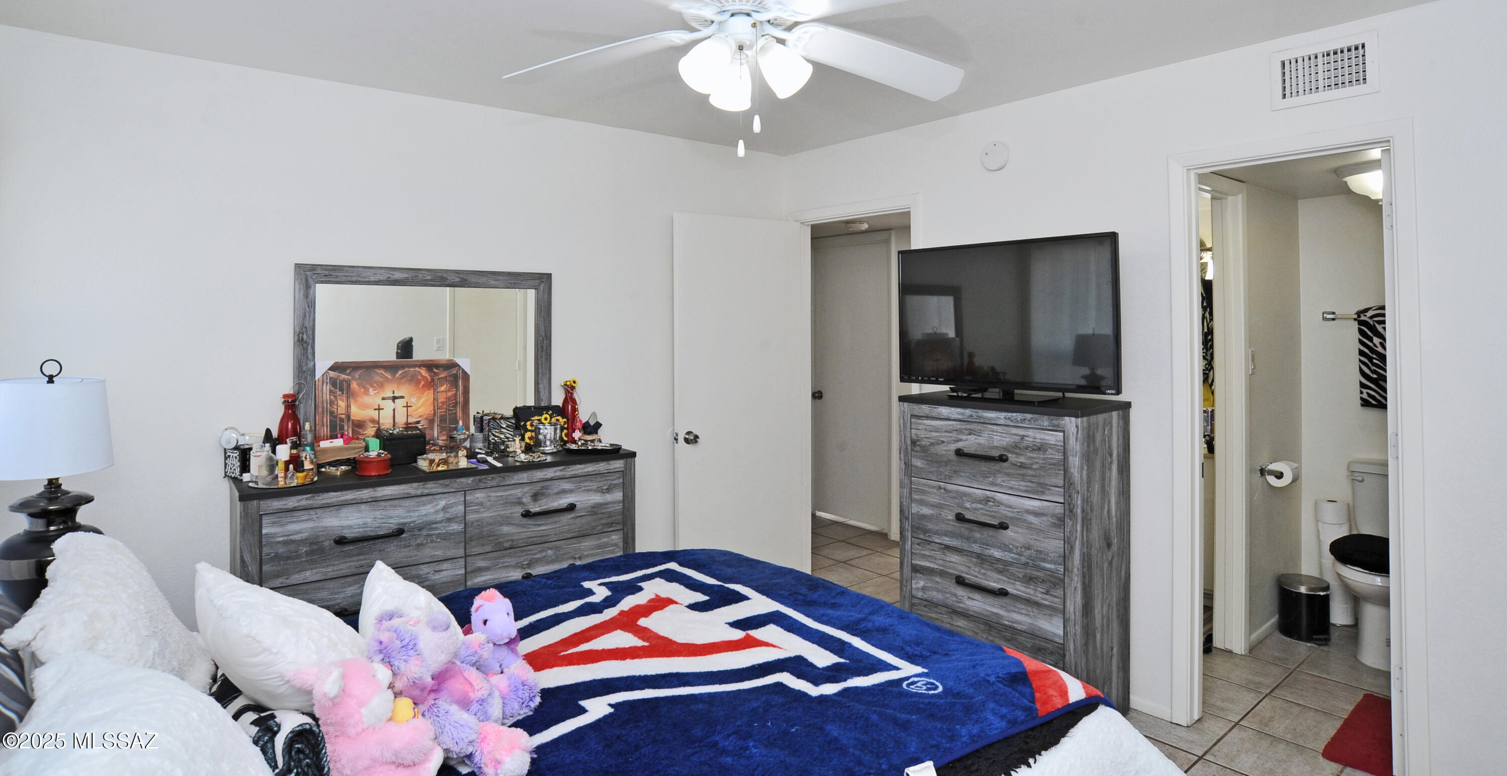 Las Colinas Condominiums - Residential
