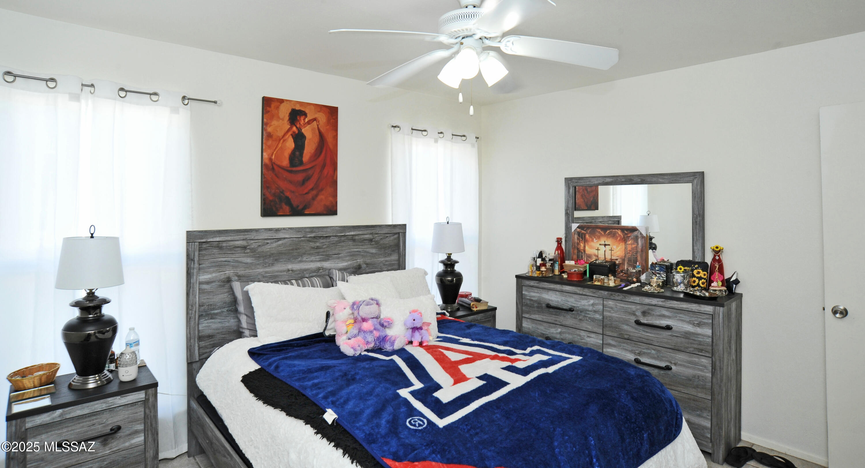 Las Colinas Condominiums - Residential