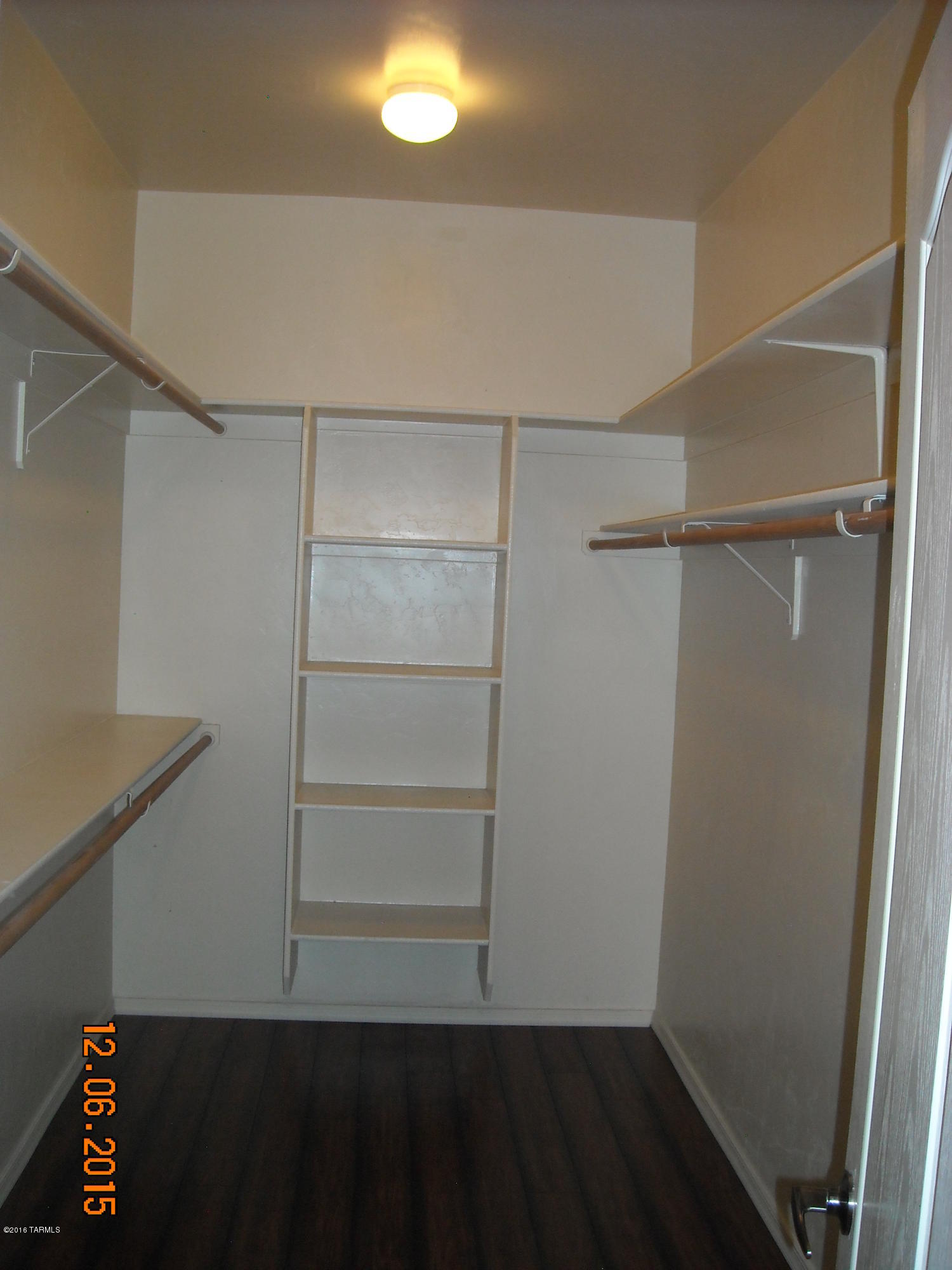 Riverside Crossing (1-133) - Residential Lease