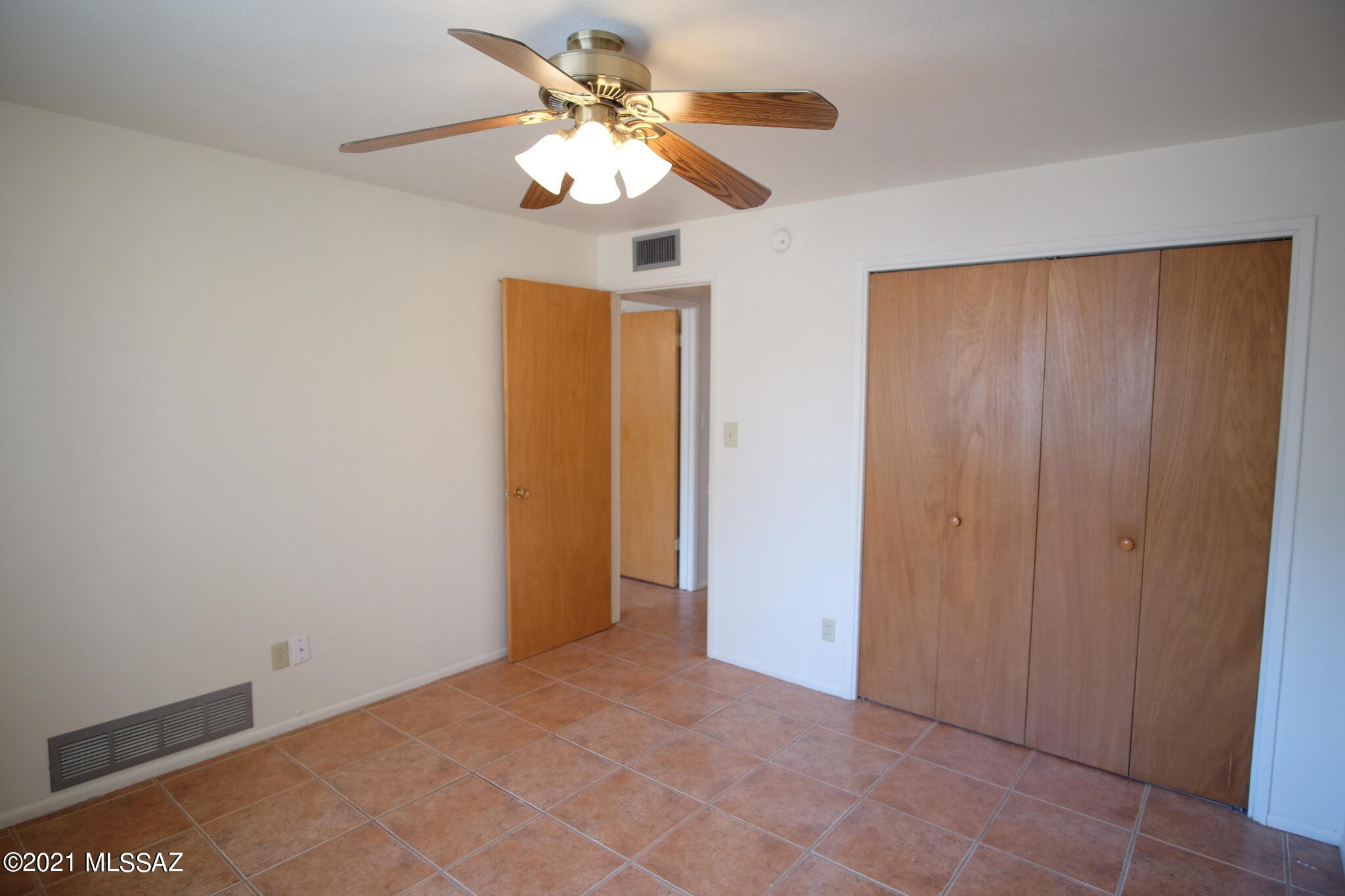 Villa Encanta Condo - Residential Lease