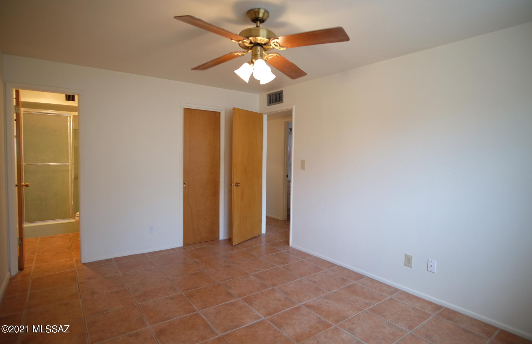 Villa Encanta Condo - Residential Lease