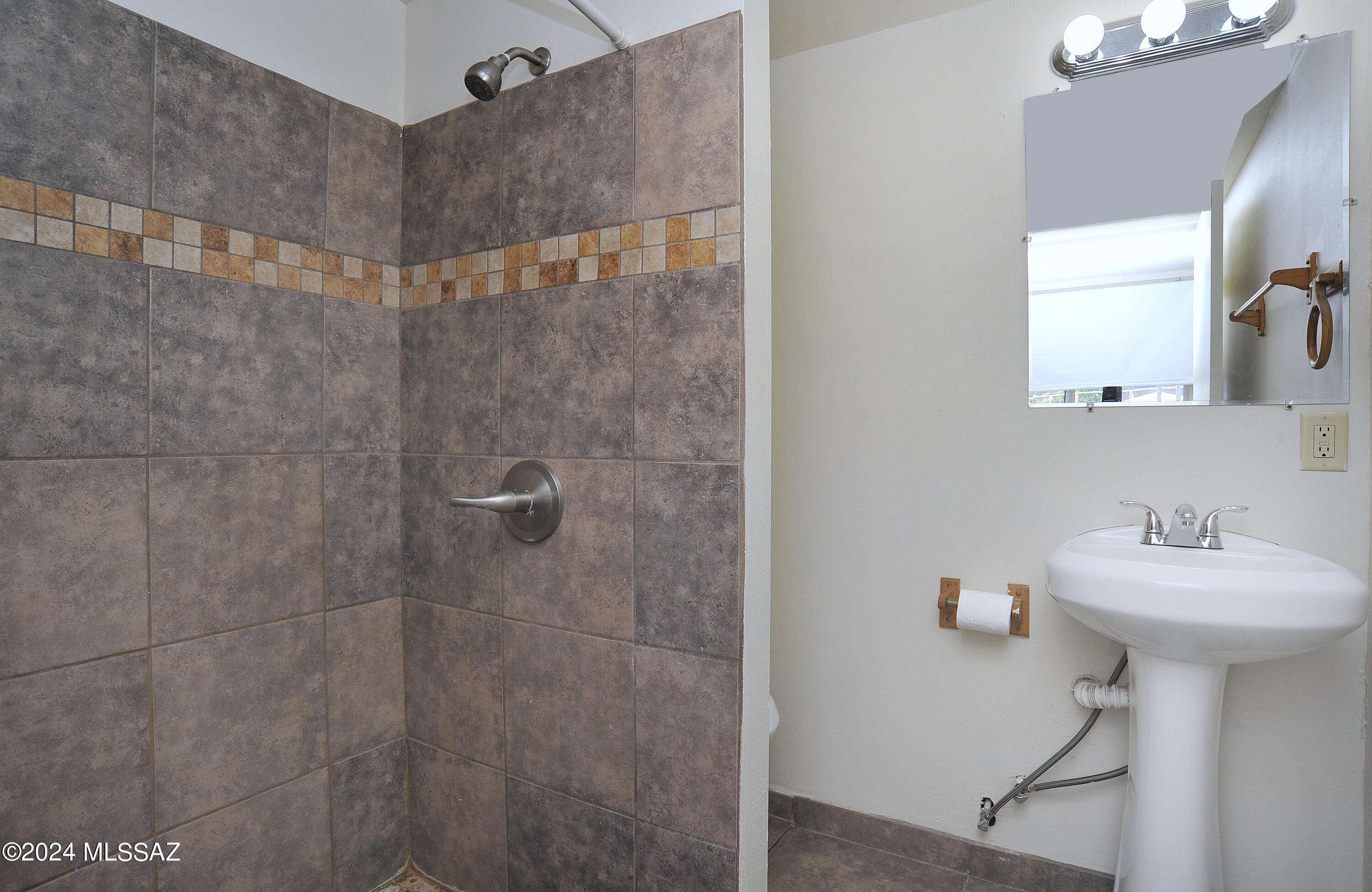 Thoreau Addition - Residential Lease