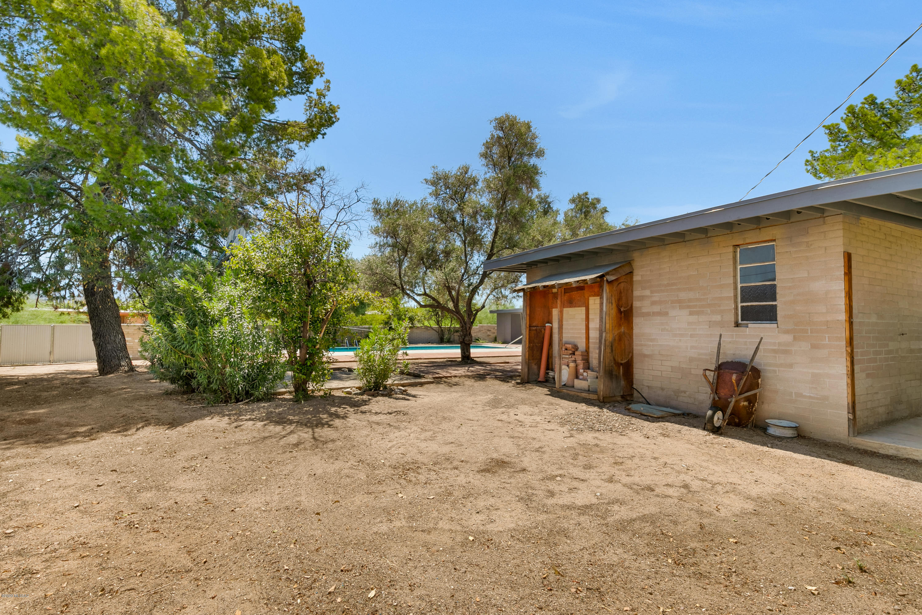 Eastern Hills BLKS 1  2  3 - Residential