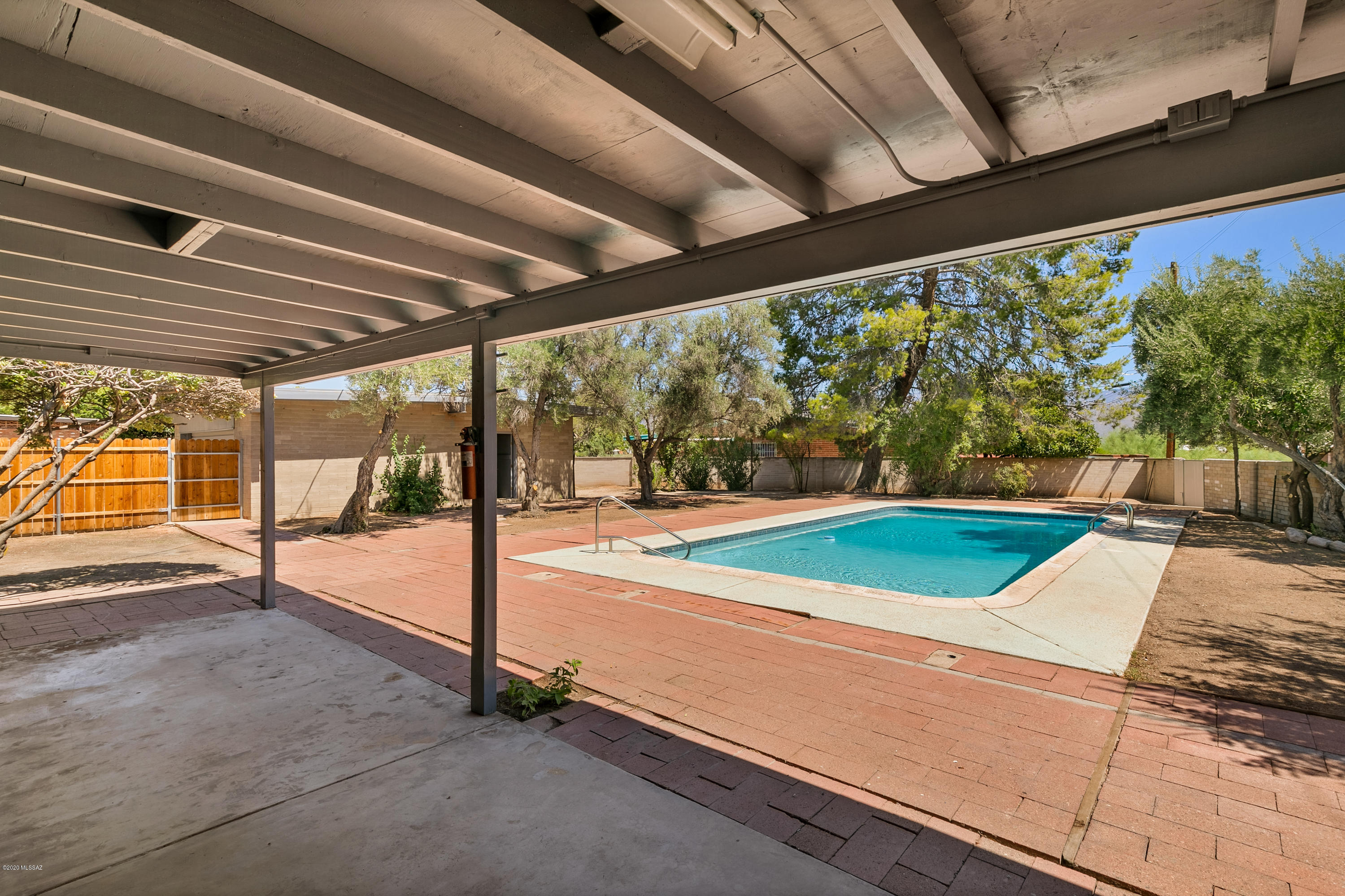Eastern Hills BLKS 1  2  3 - Residential