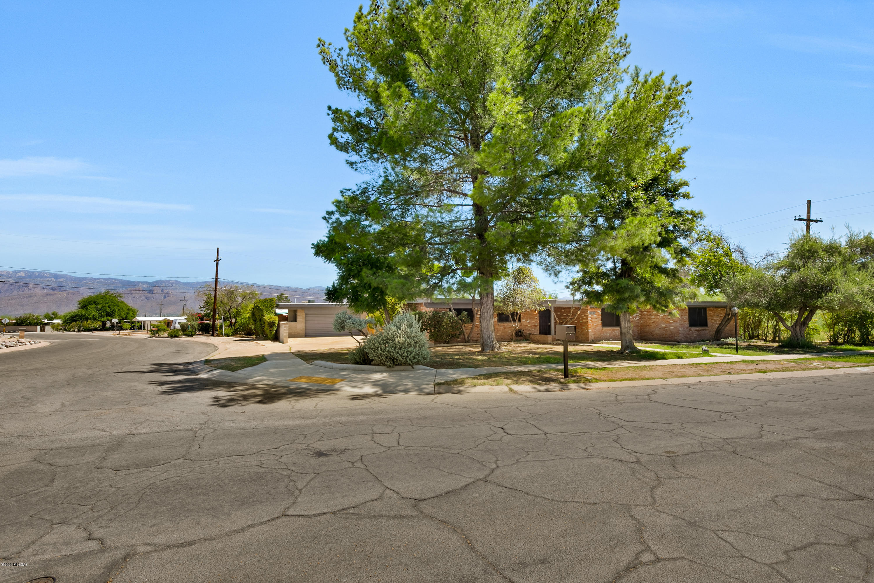 Eastern Hills BLKS 1  2  3 - Residential
