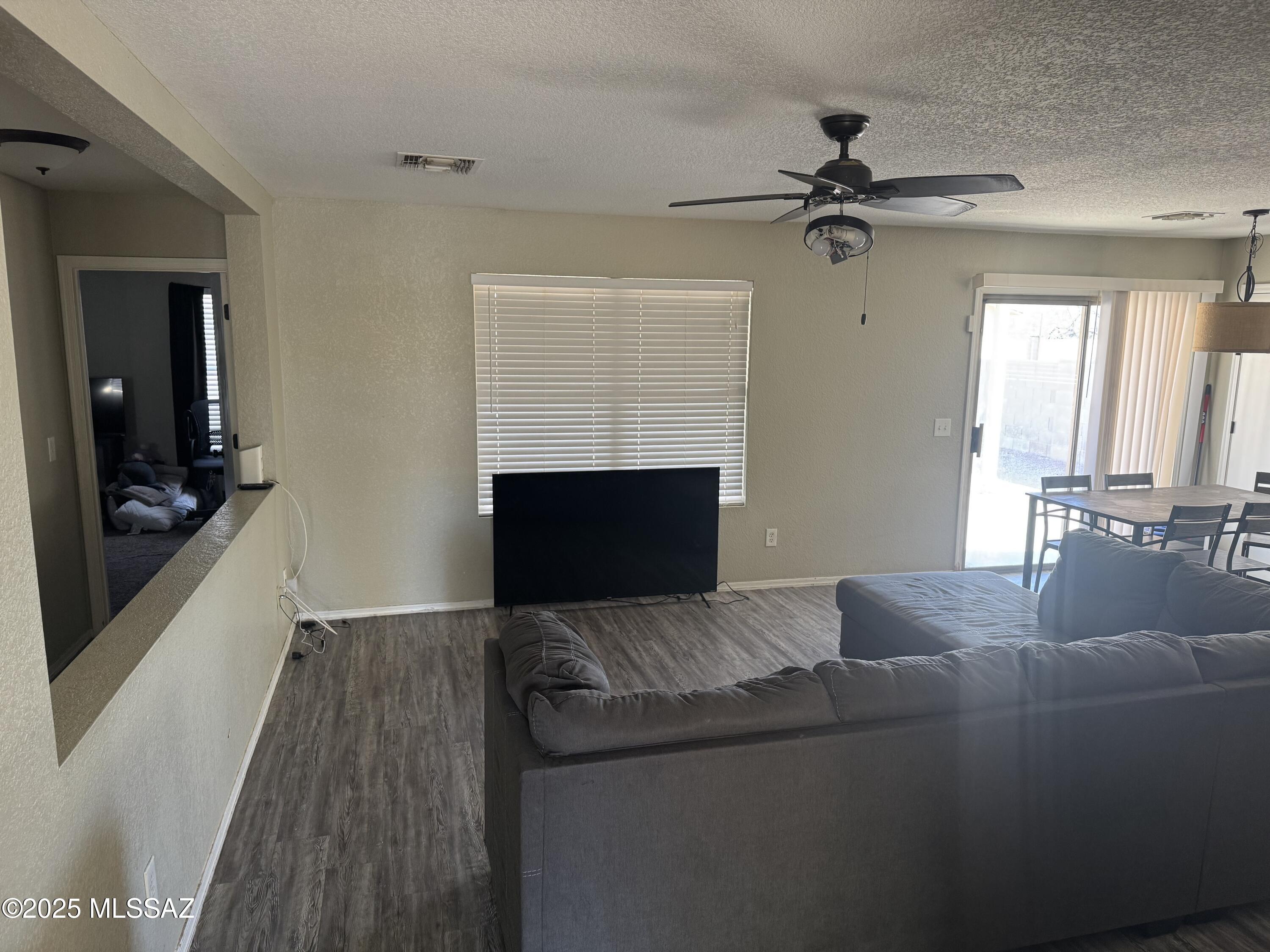 Oakmore At Midvale (266-318) - Residential