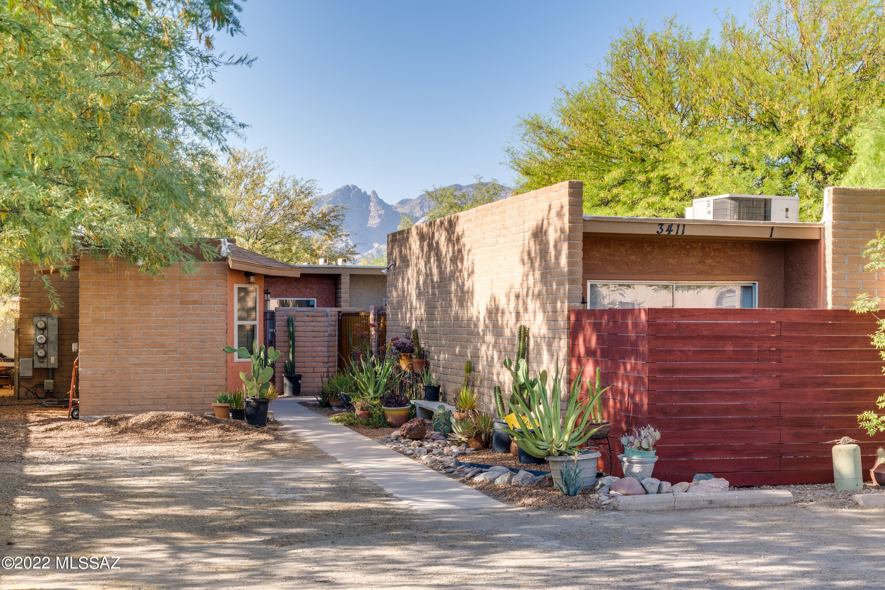 Granada Park - Residential Income