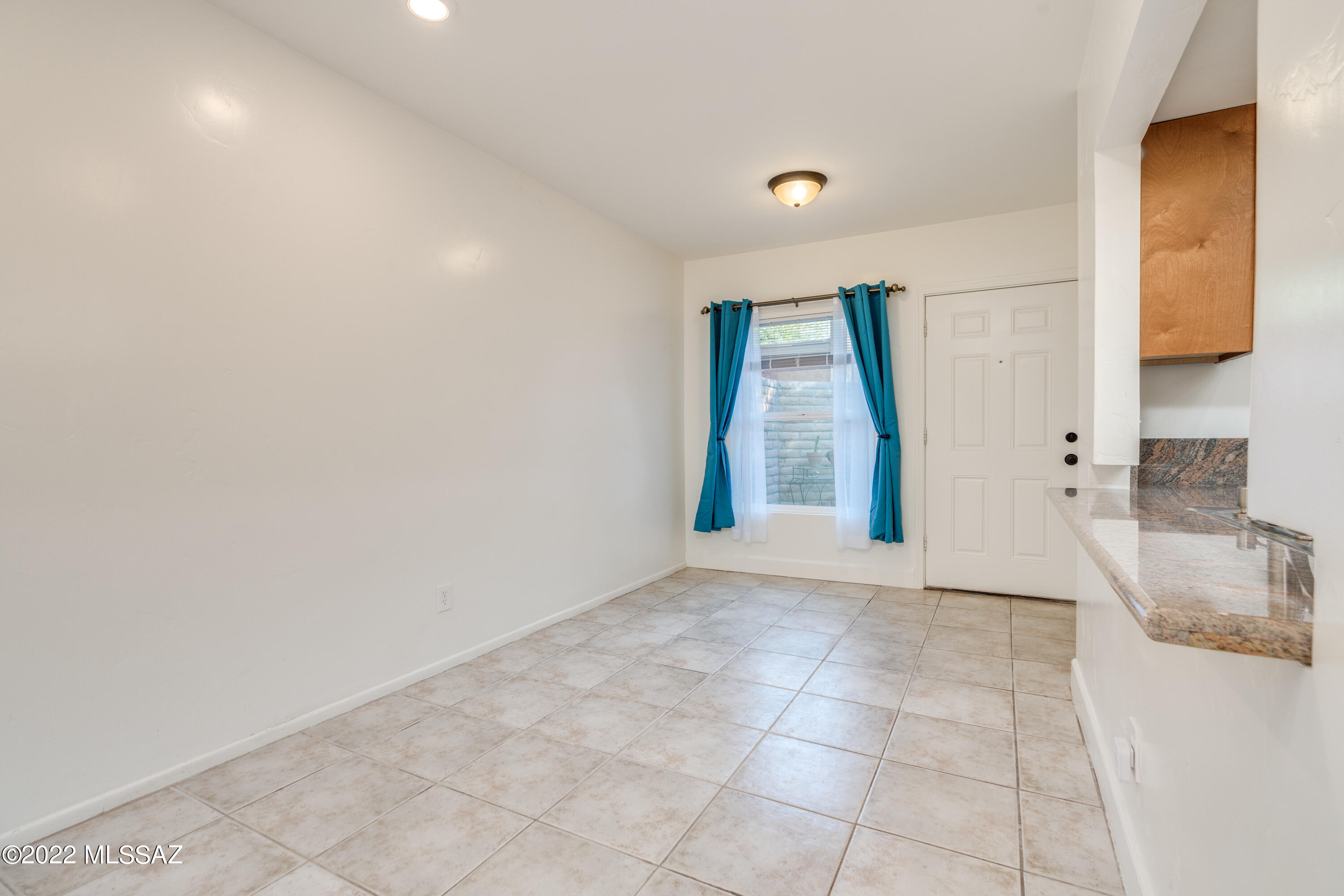 Granada Park - Residential Income