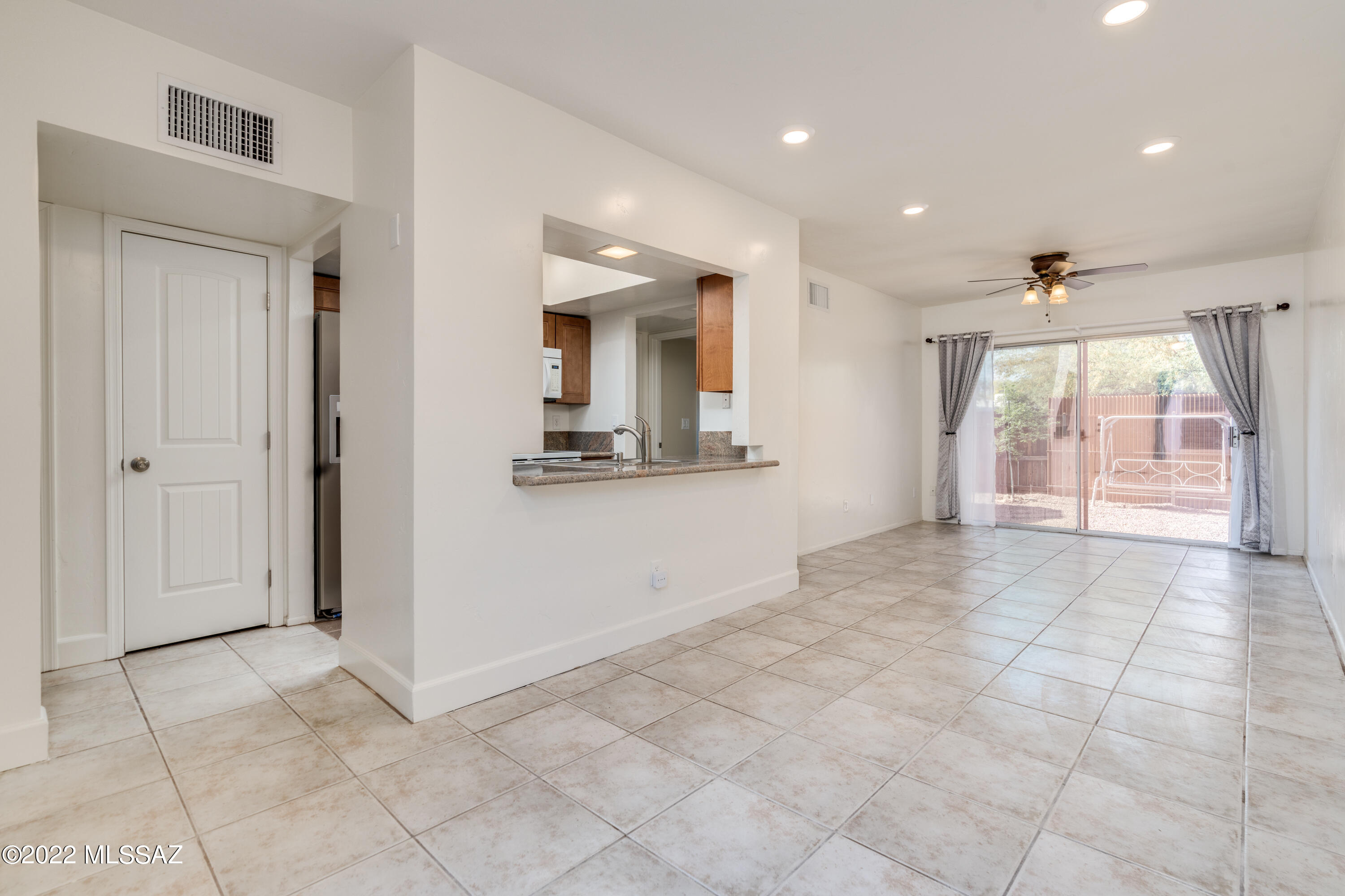 Granada Park - Residential Income