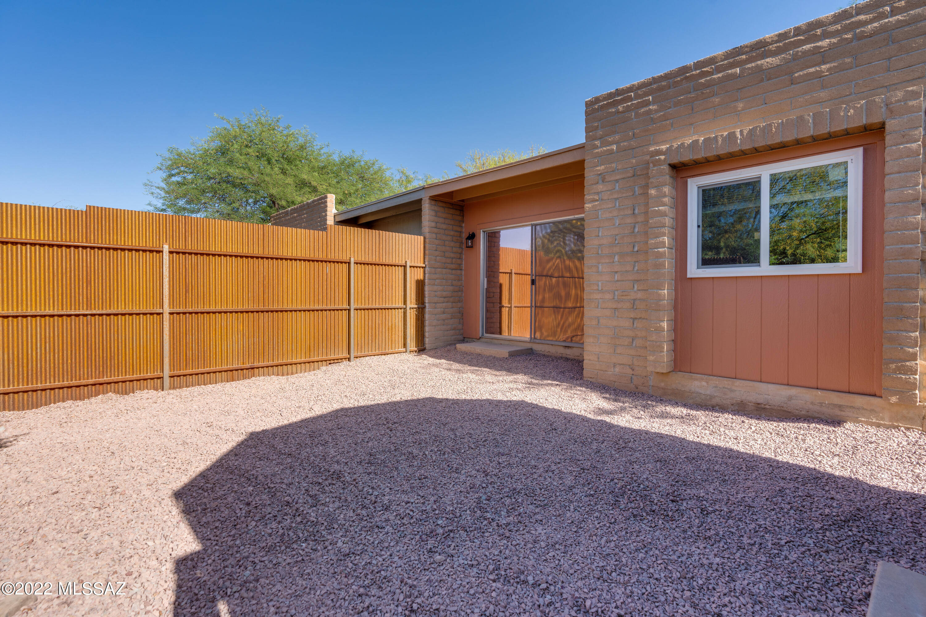 Granada Park - Residential Income
