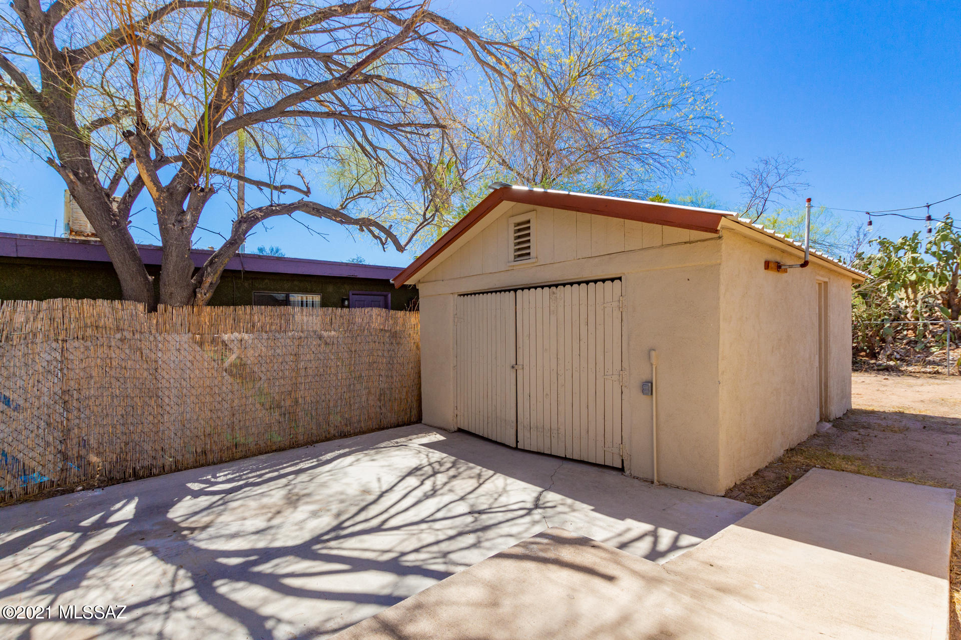 Granada Park - Residential