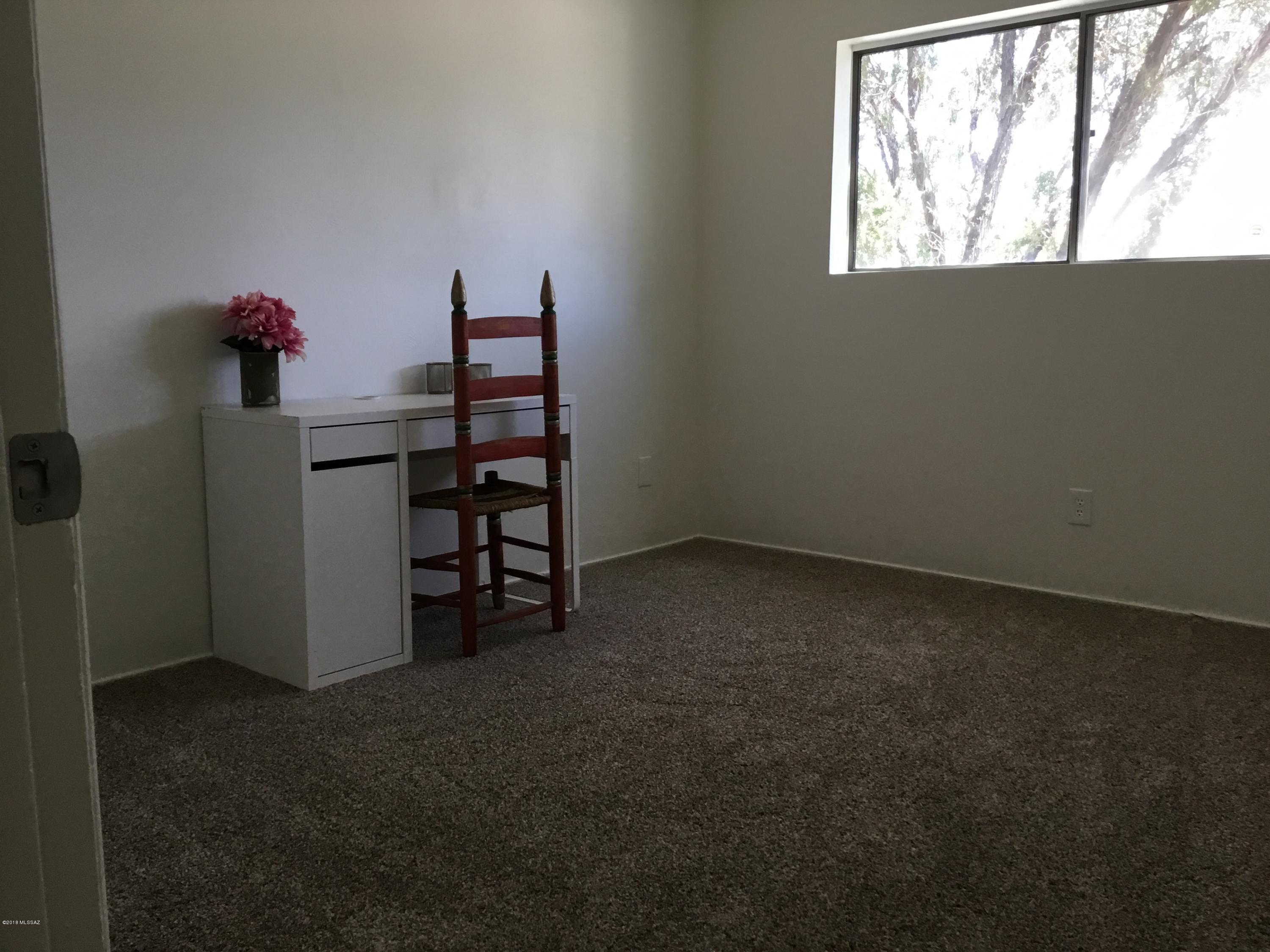 Braewood Terrace (1-107) - Residential