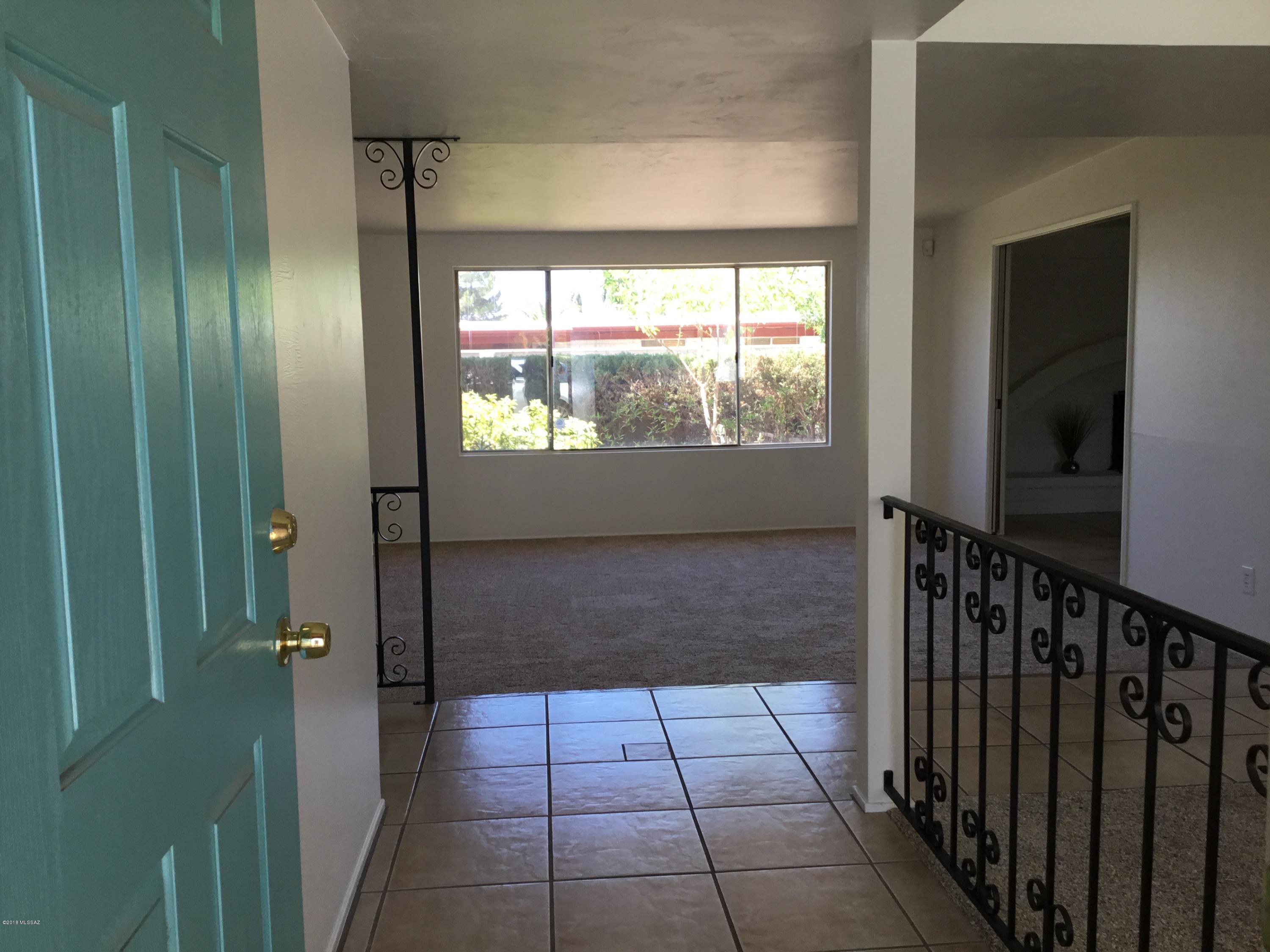 Braewood Terrace (1-107) - Residential