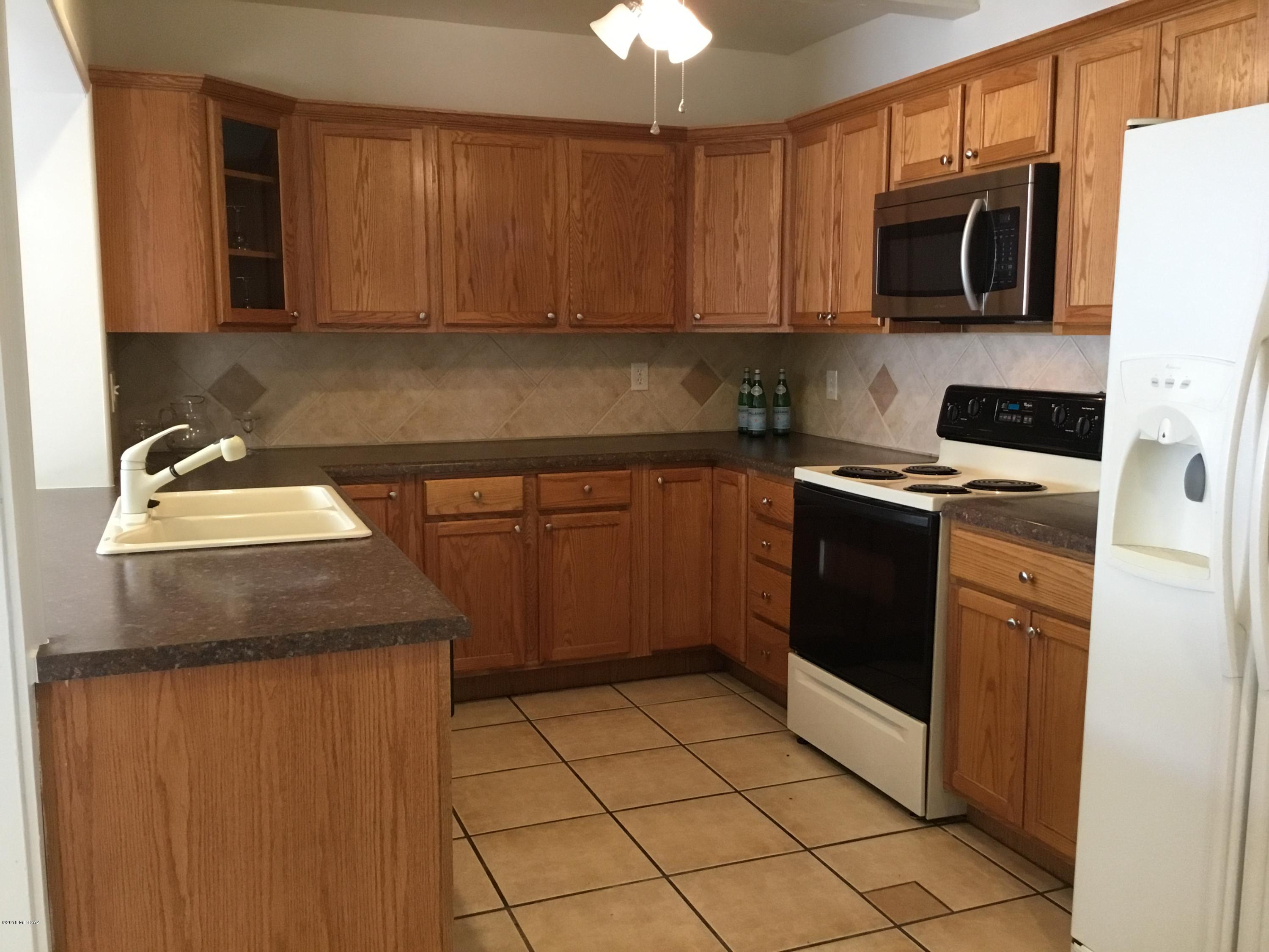 Braewood Terrace (1-107) - Residential