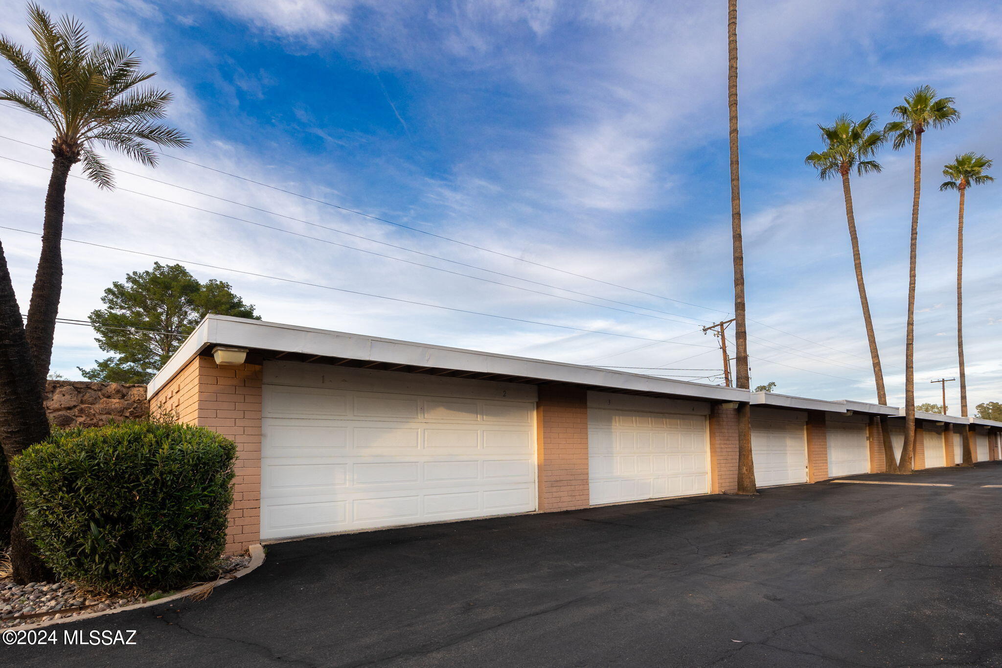 Country Club Heights - Residential