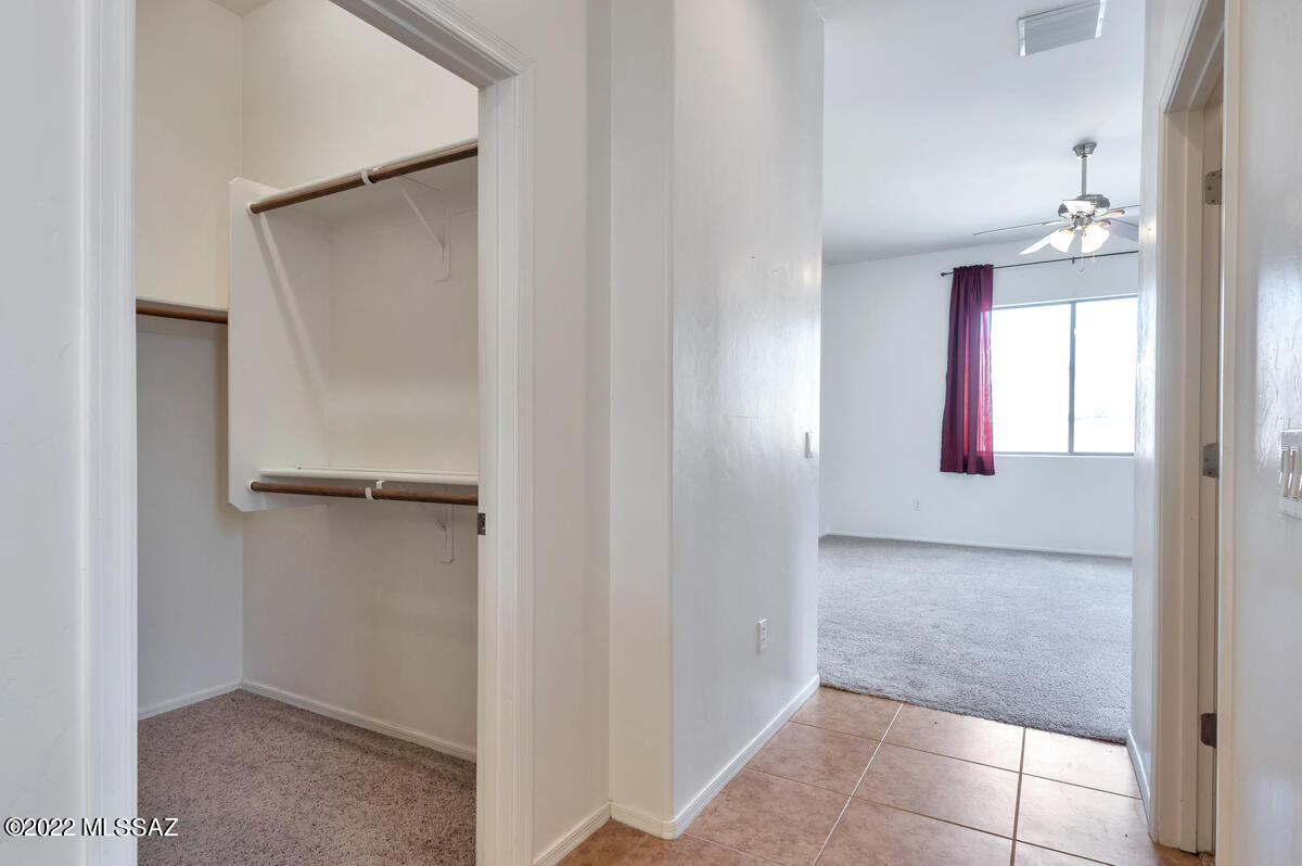 Valencia Reserve South (1-315) - Residential Lease