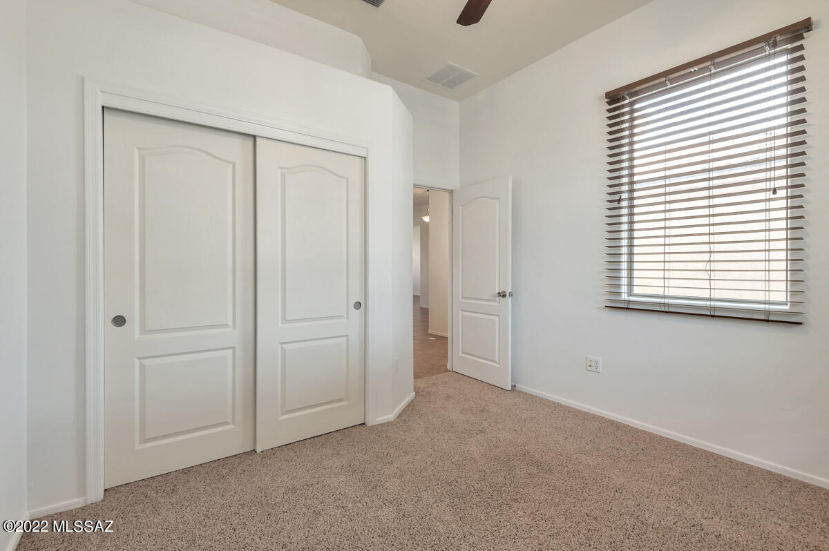 Valencia Reserve South (1-315) - Residential Lease